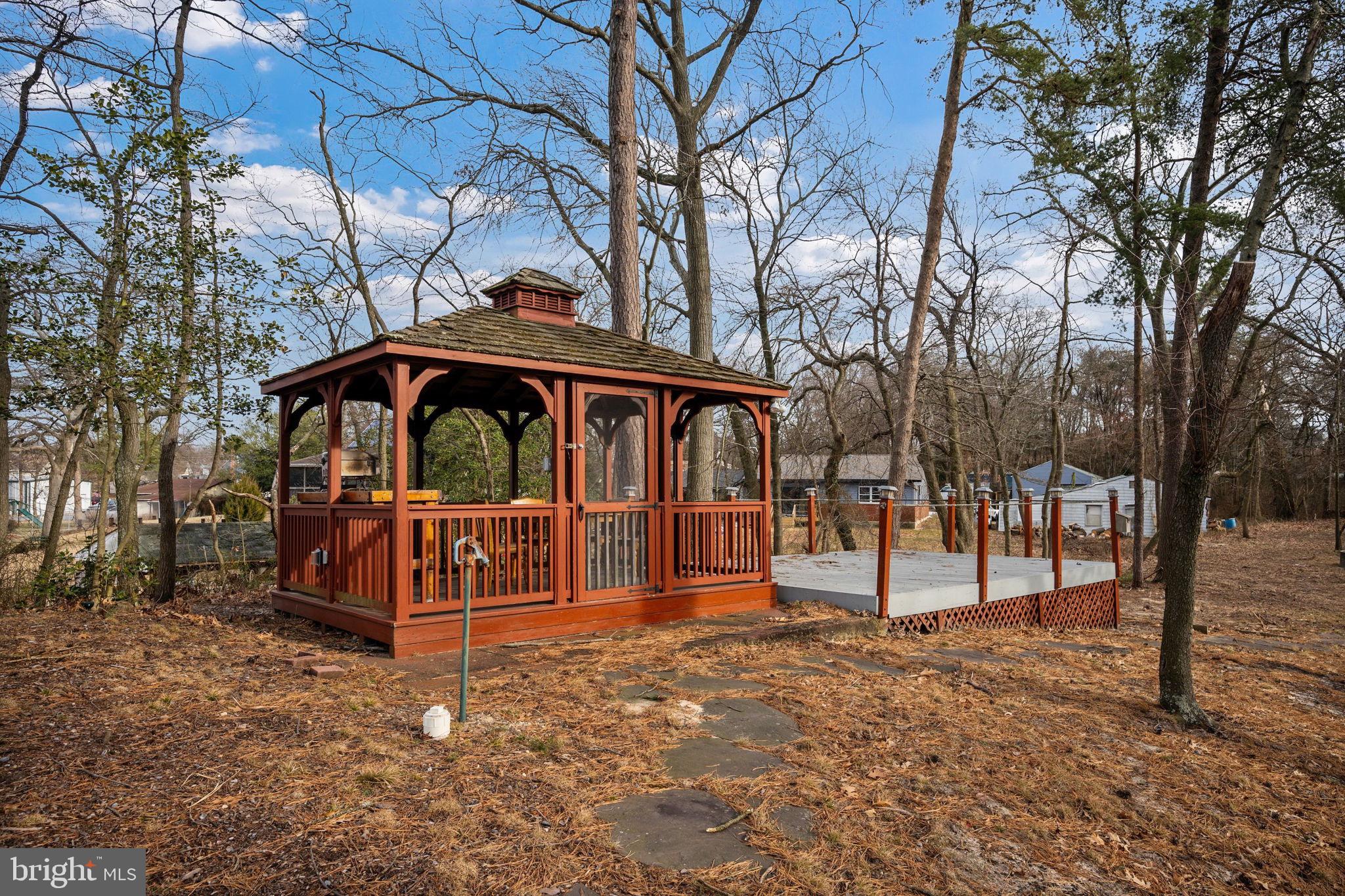 POINT PLEASANT - Residential