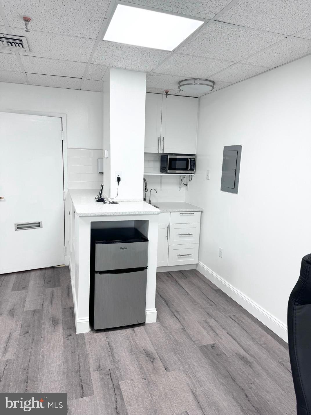 10109 VALLEY FORGE CIRCLE 109-B