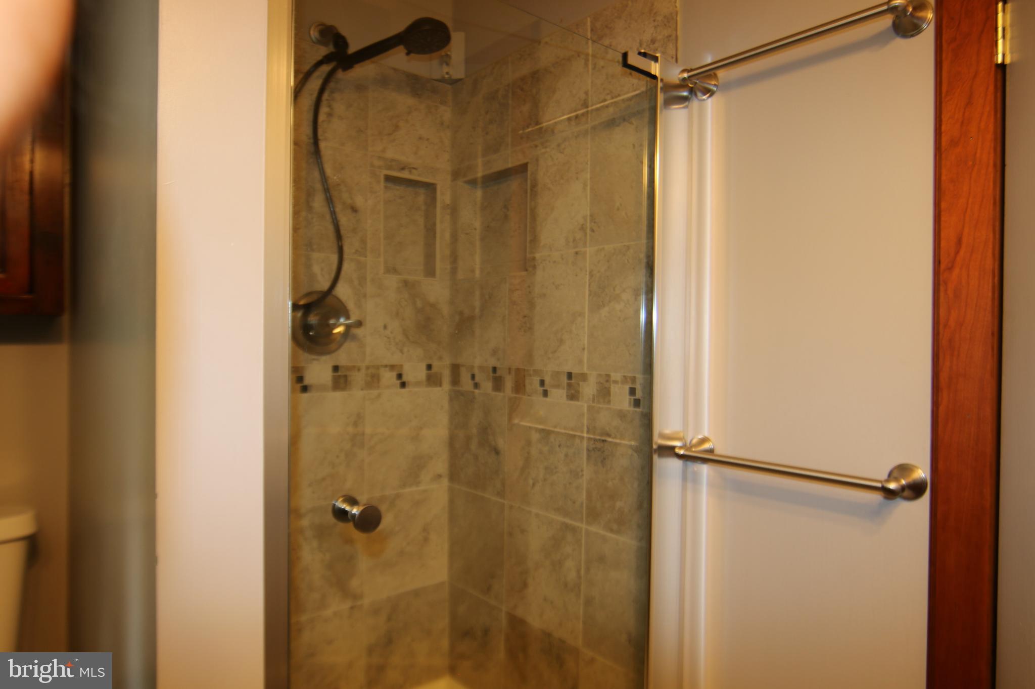 NEW CUMBERLAND BOROUGH - Residential