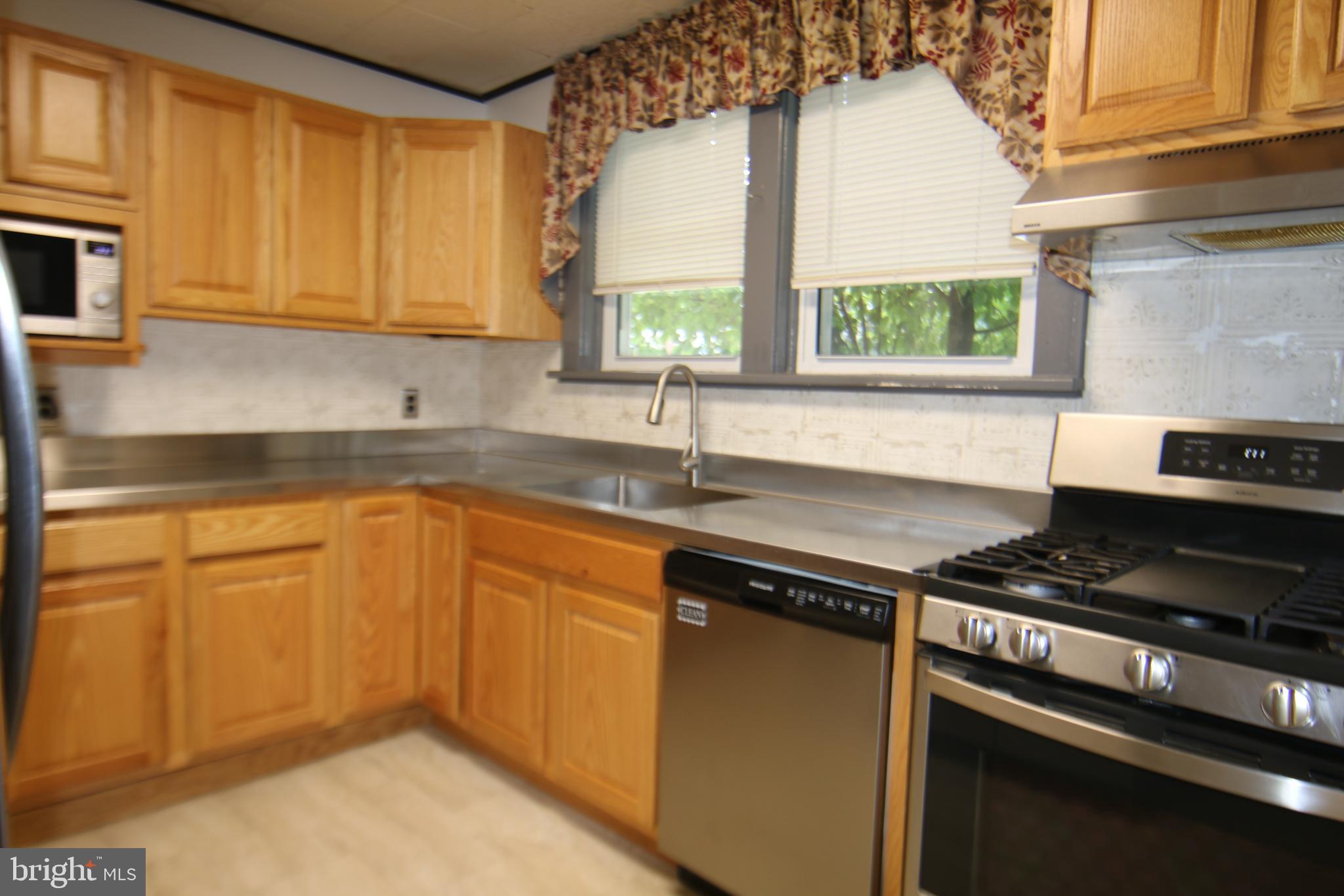 NEW CUMBERLAND BOROUGH - Residential