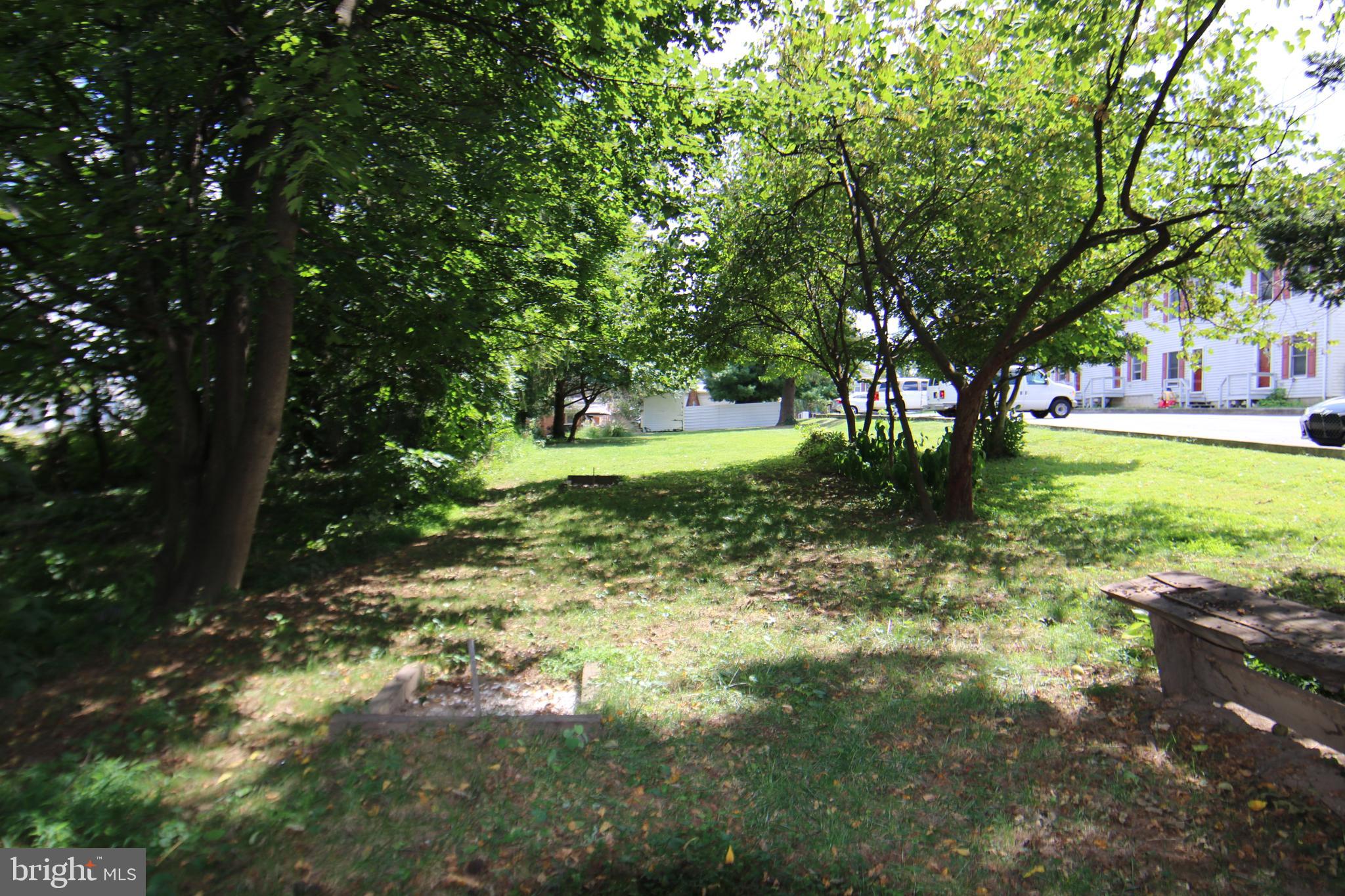 NEW CUMBERLAND BOROUGH - Residential