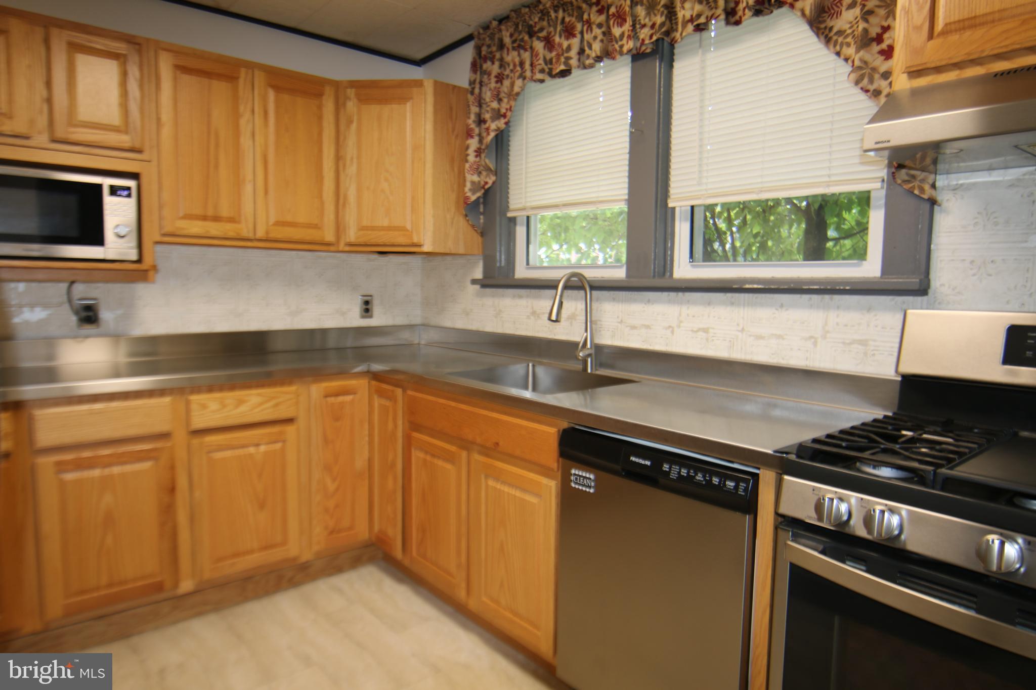 NEW CUMBERLAND BOROUGH - Residential