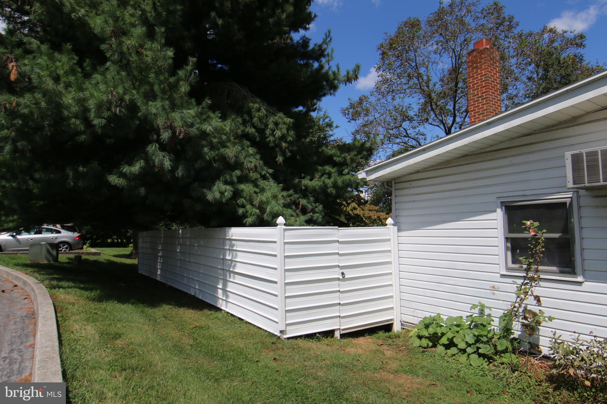 NEW CUMBERLAND BOROUGH - Residential