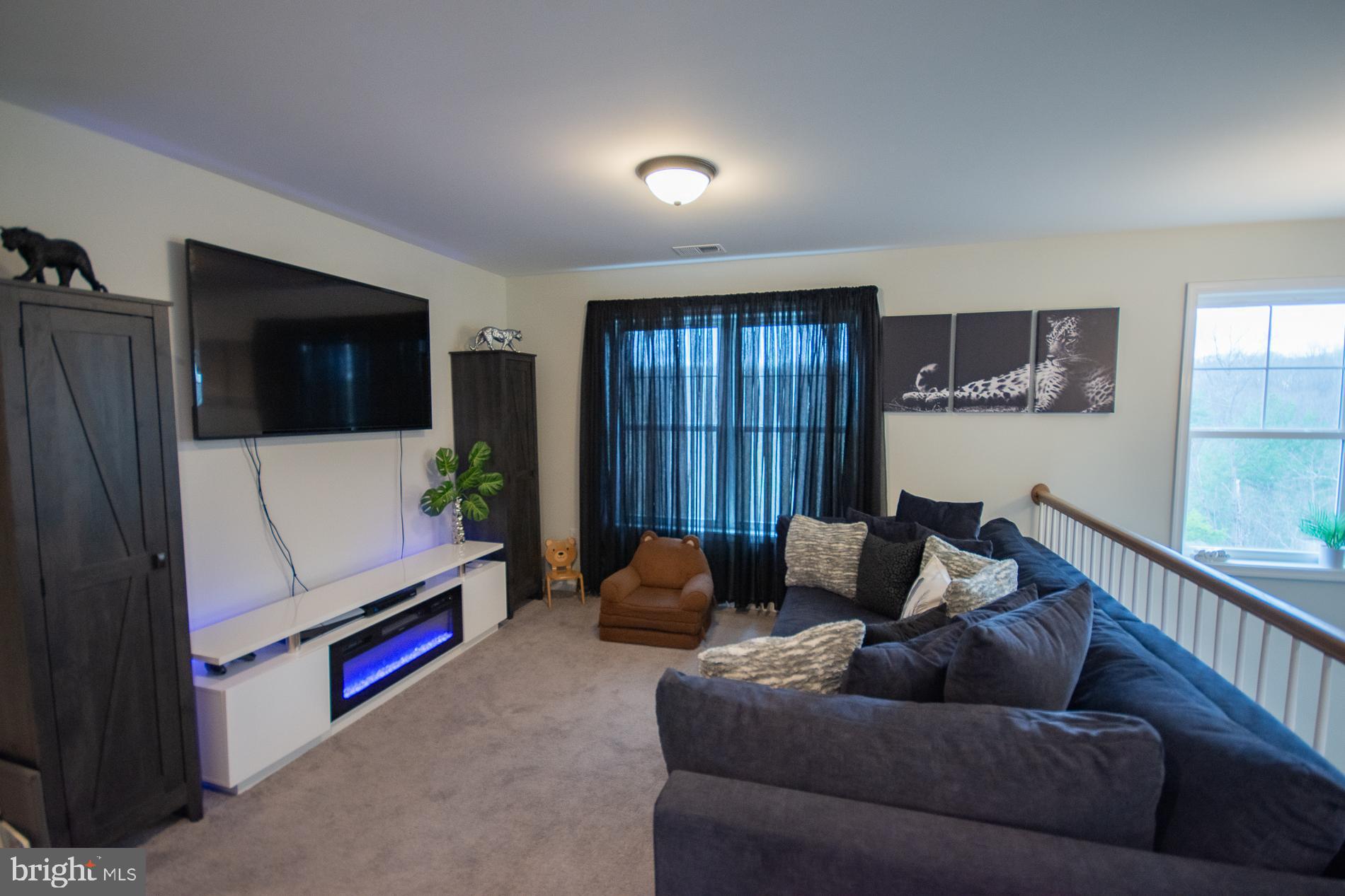 MIDDLE CREEK VISTAS - Residential