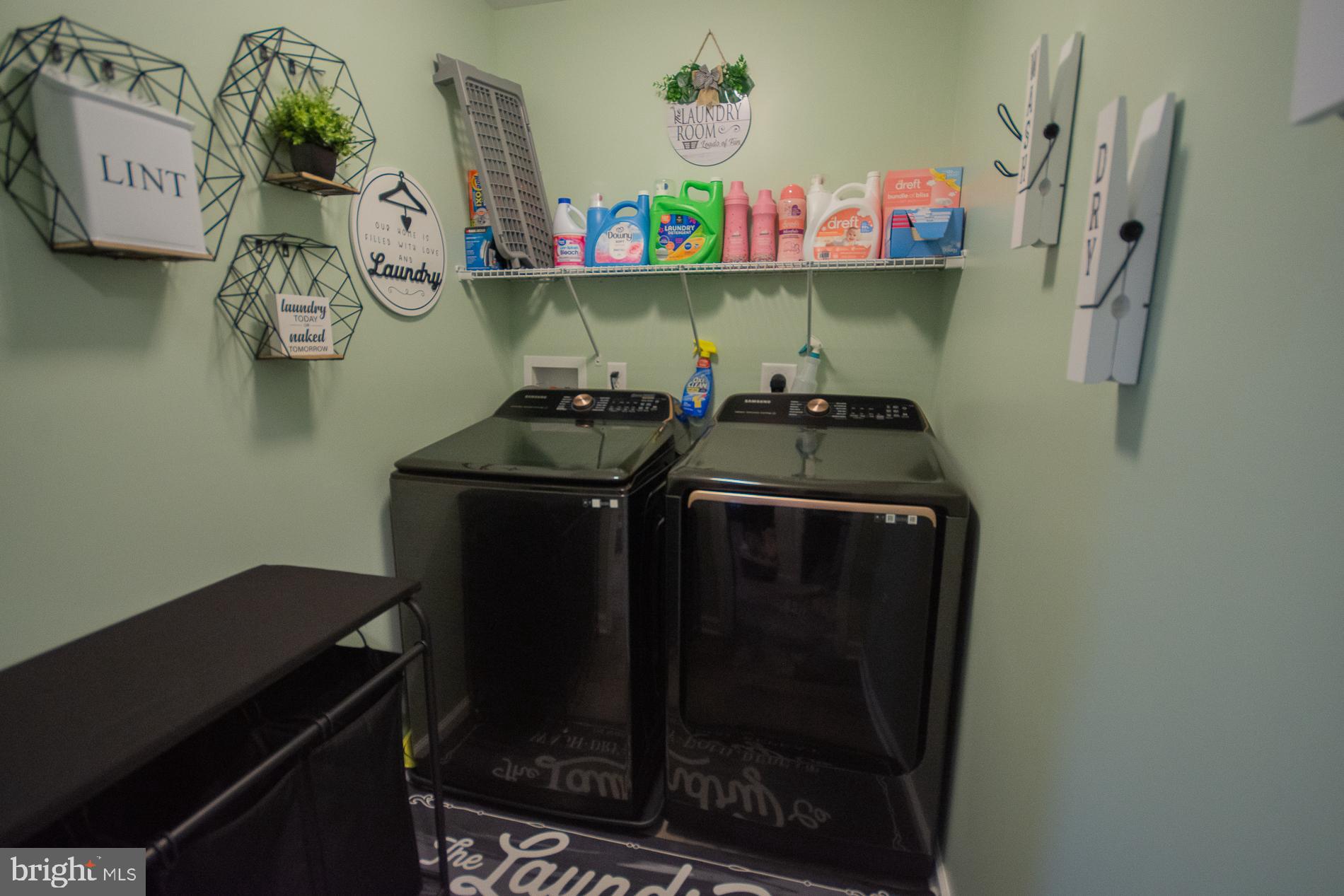 MIDDLE CREEK VISTAS - Residential