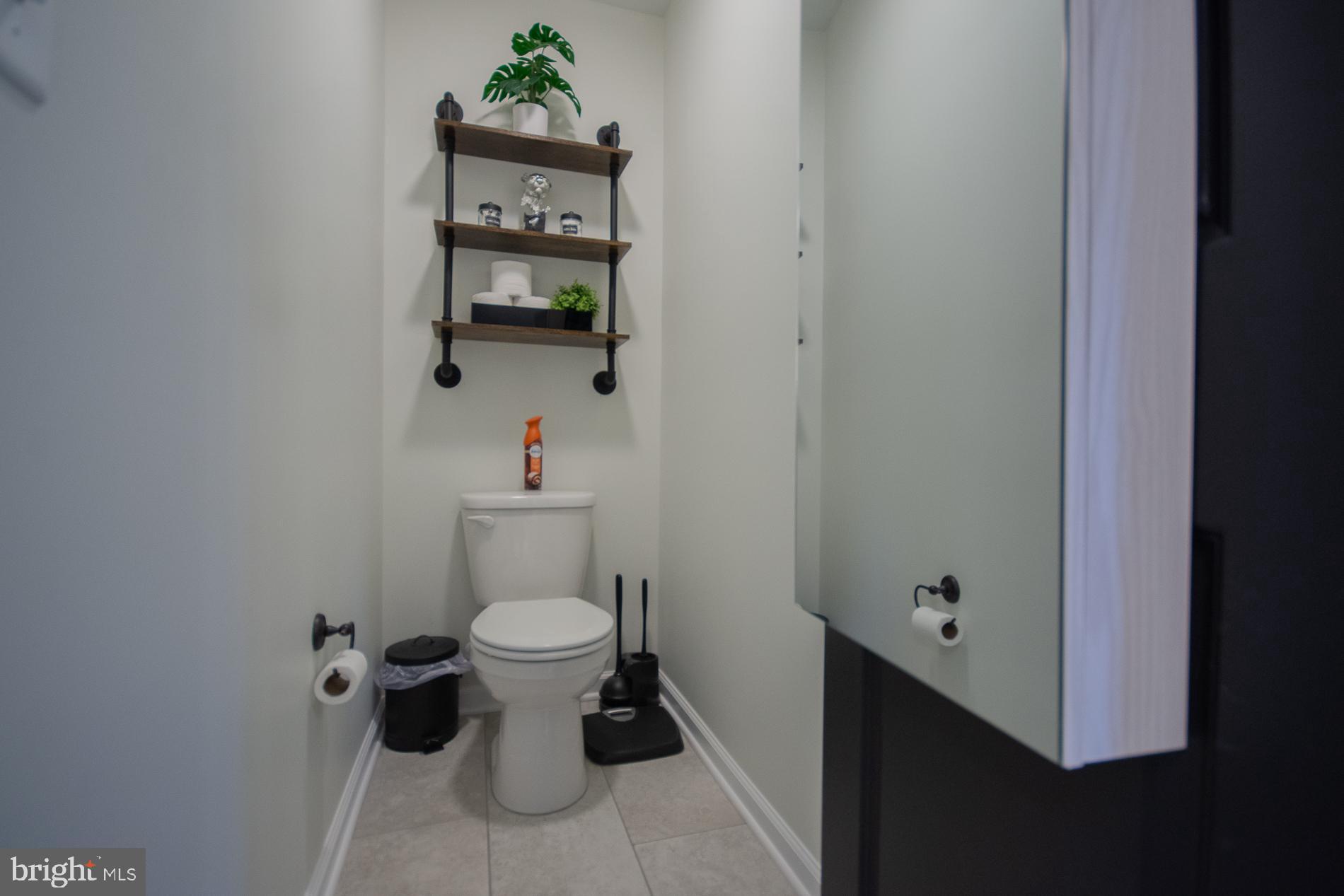 MIDDLE CREEK VISTAS - Residential