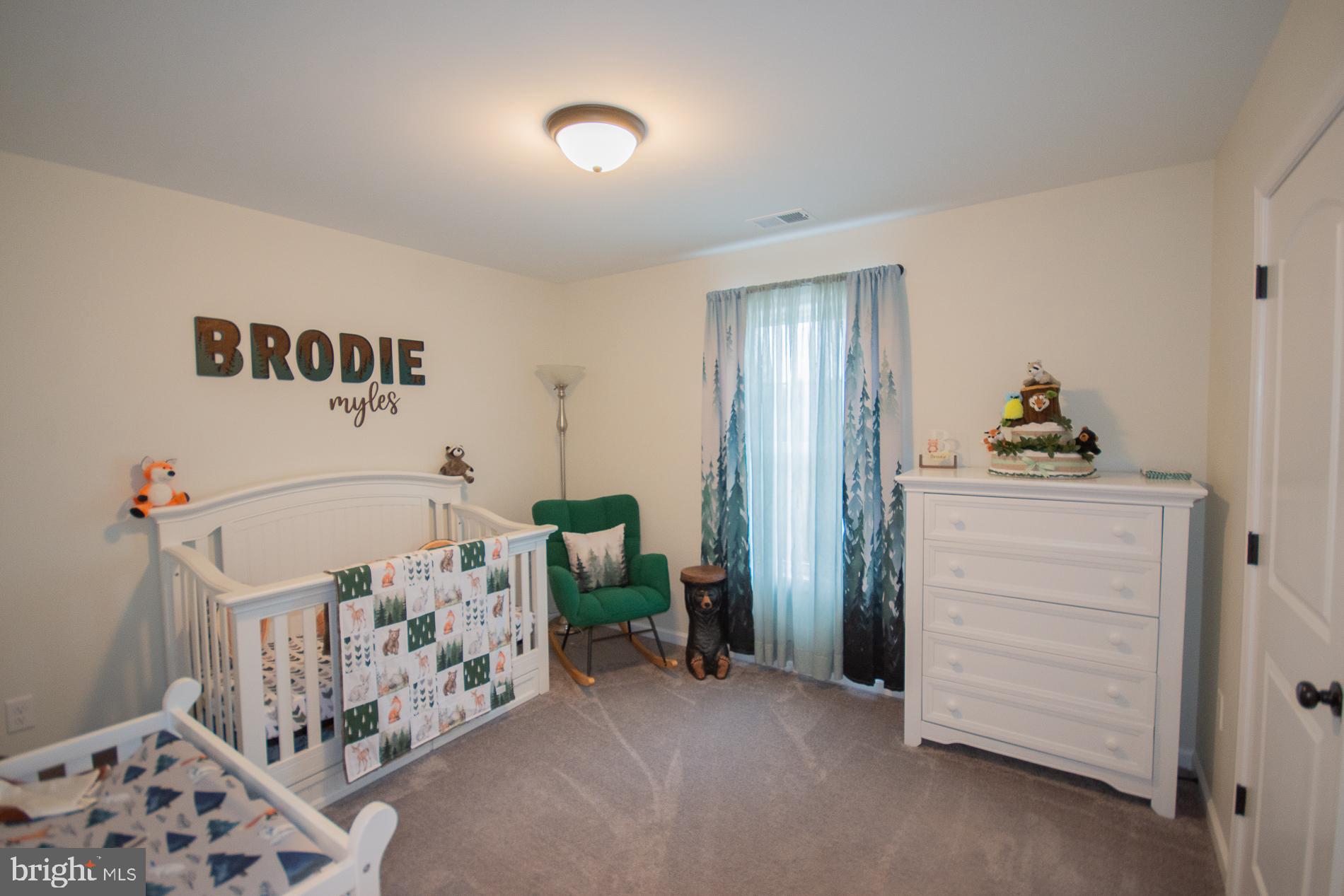 MIDDLE CREEK VISTAS - Residential