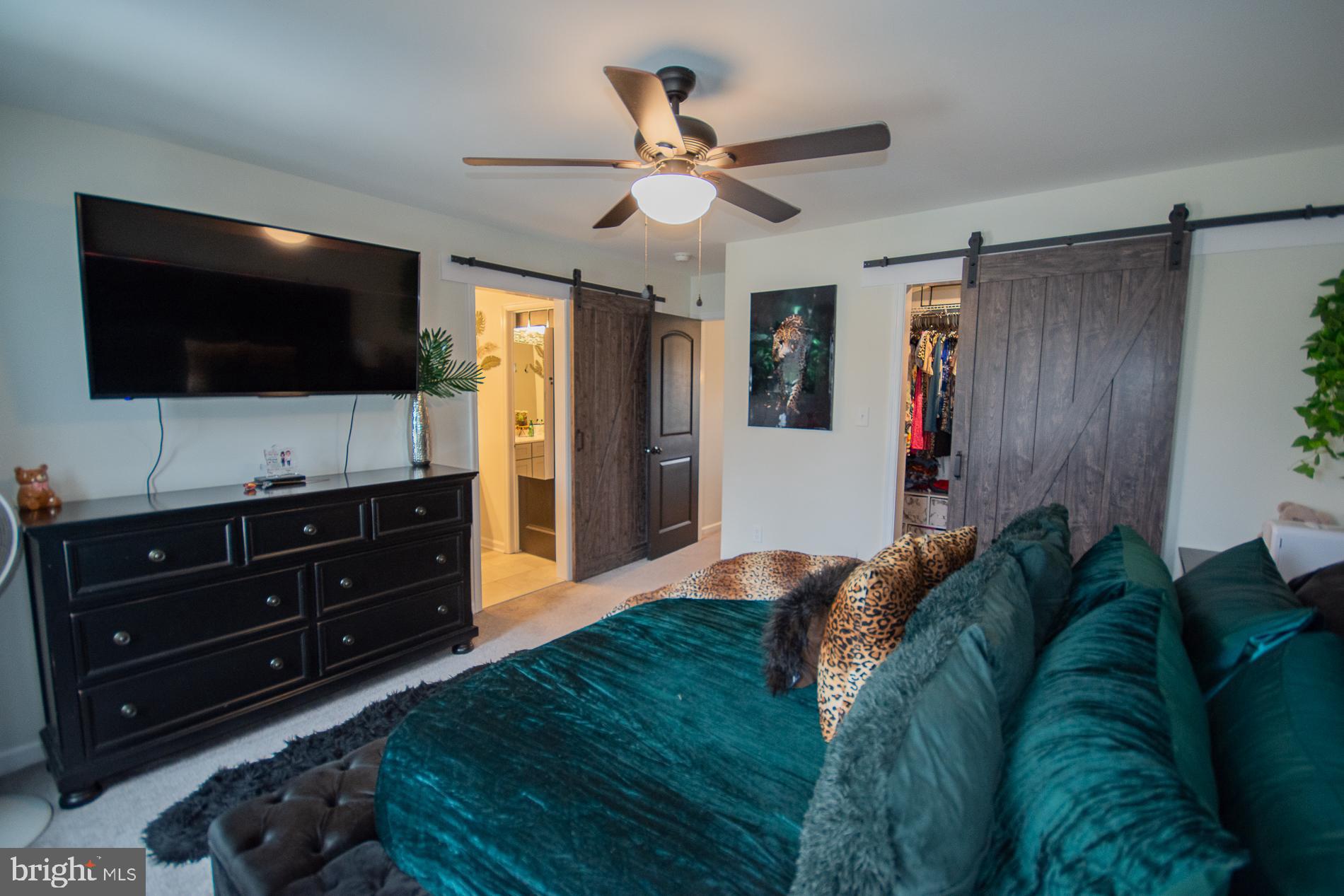 MIDDLE CREEK VISTAS - Residential