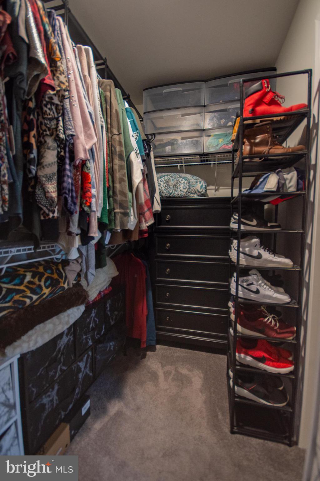 MIDDLE CREEK VISTAS - Residential