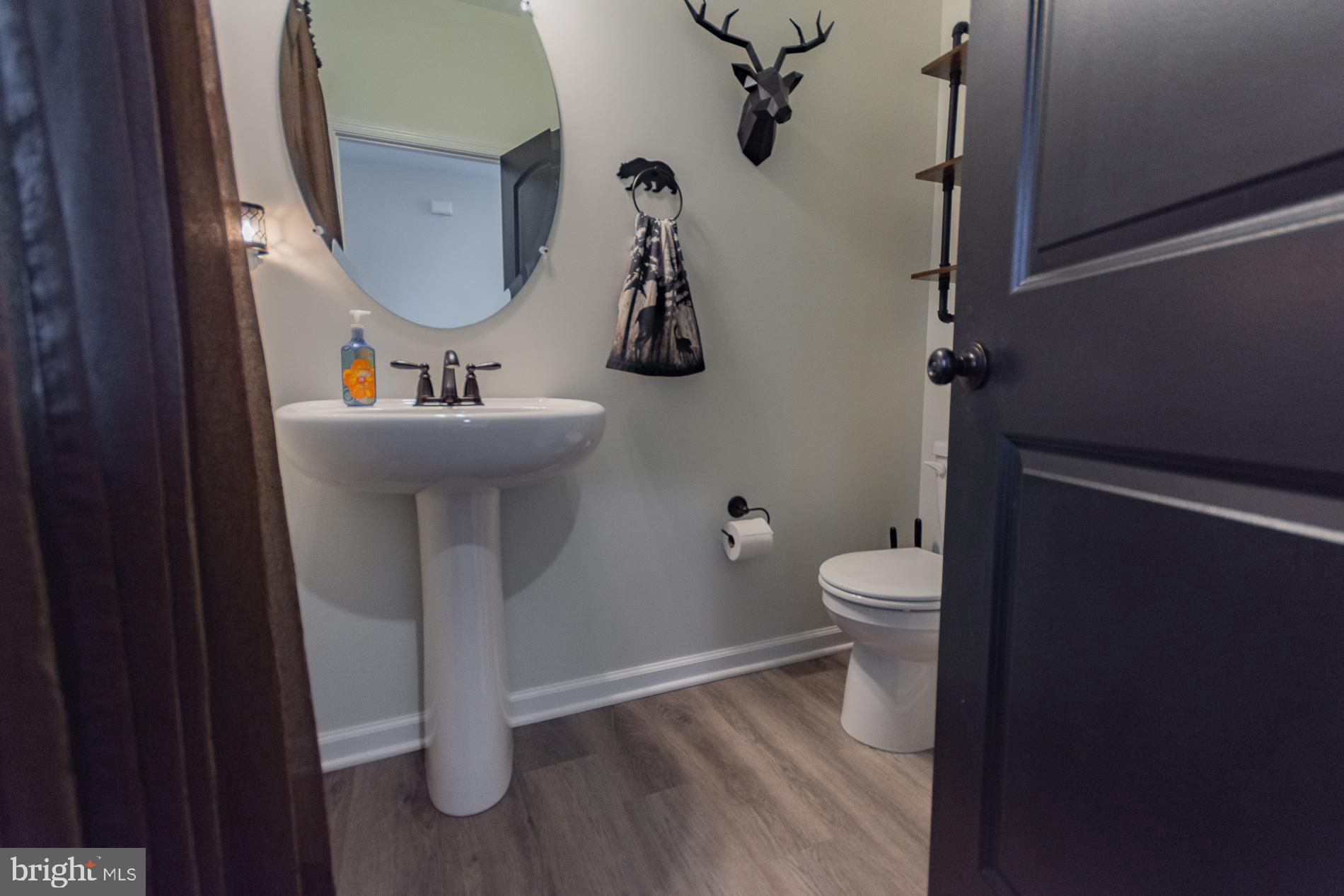 MIDDLE CREEK VISTAS - Residential