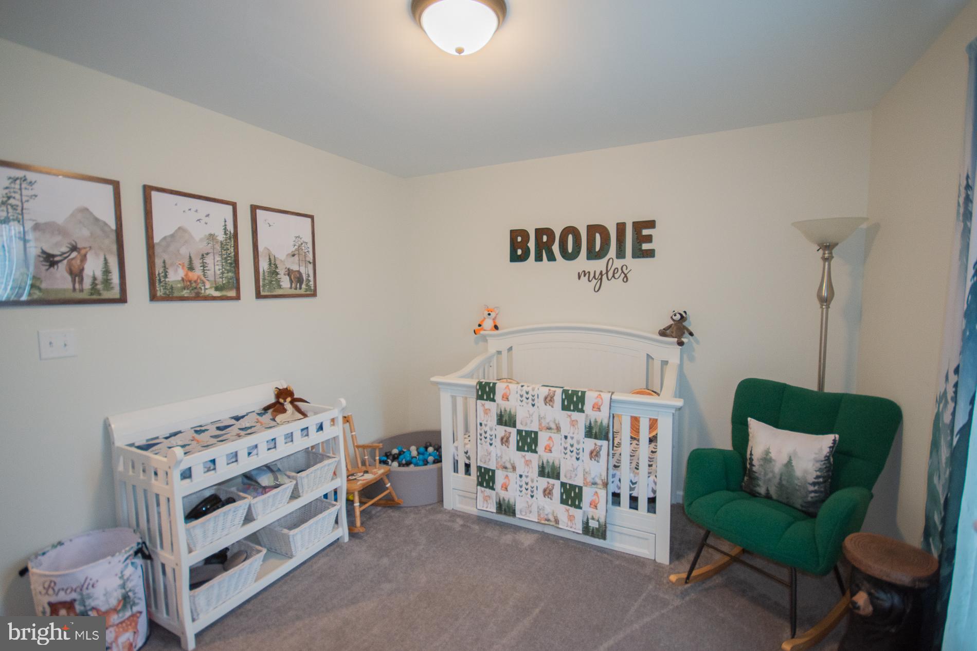 MIDDLE CREEK VISTAS - Residential