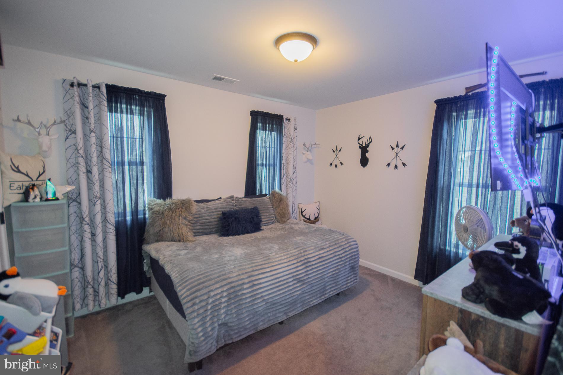 MIDDLE CREEK VISTAS - Residential