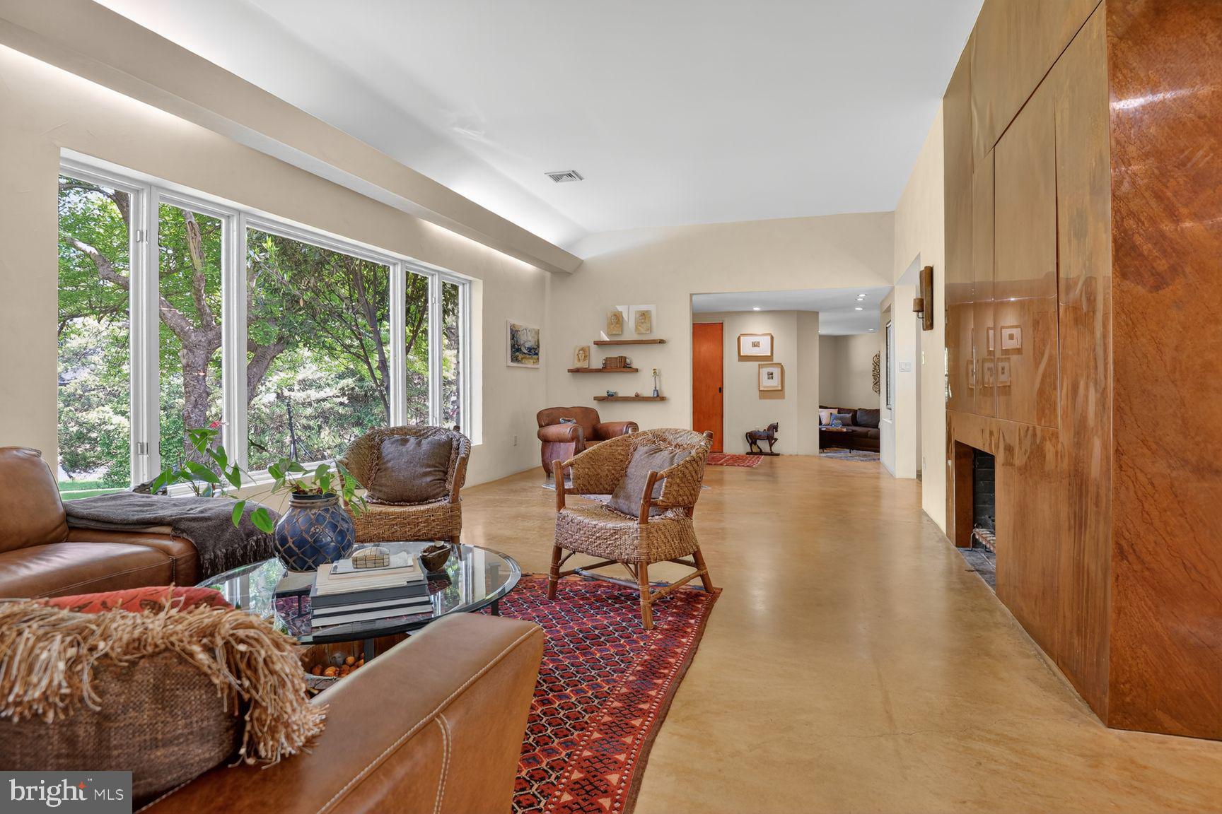 MALBROOK - Residential