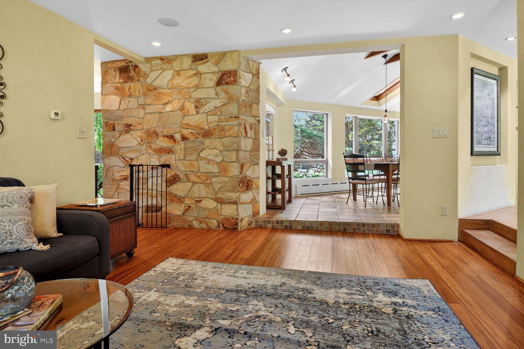 MALBROOK - Residential