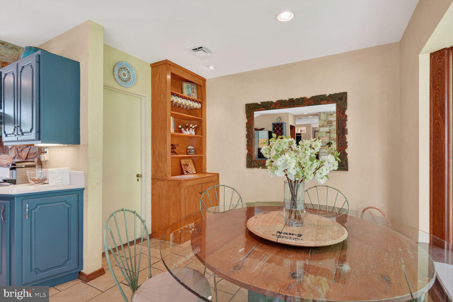 MALBROOK - Residential