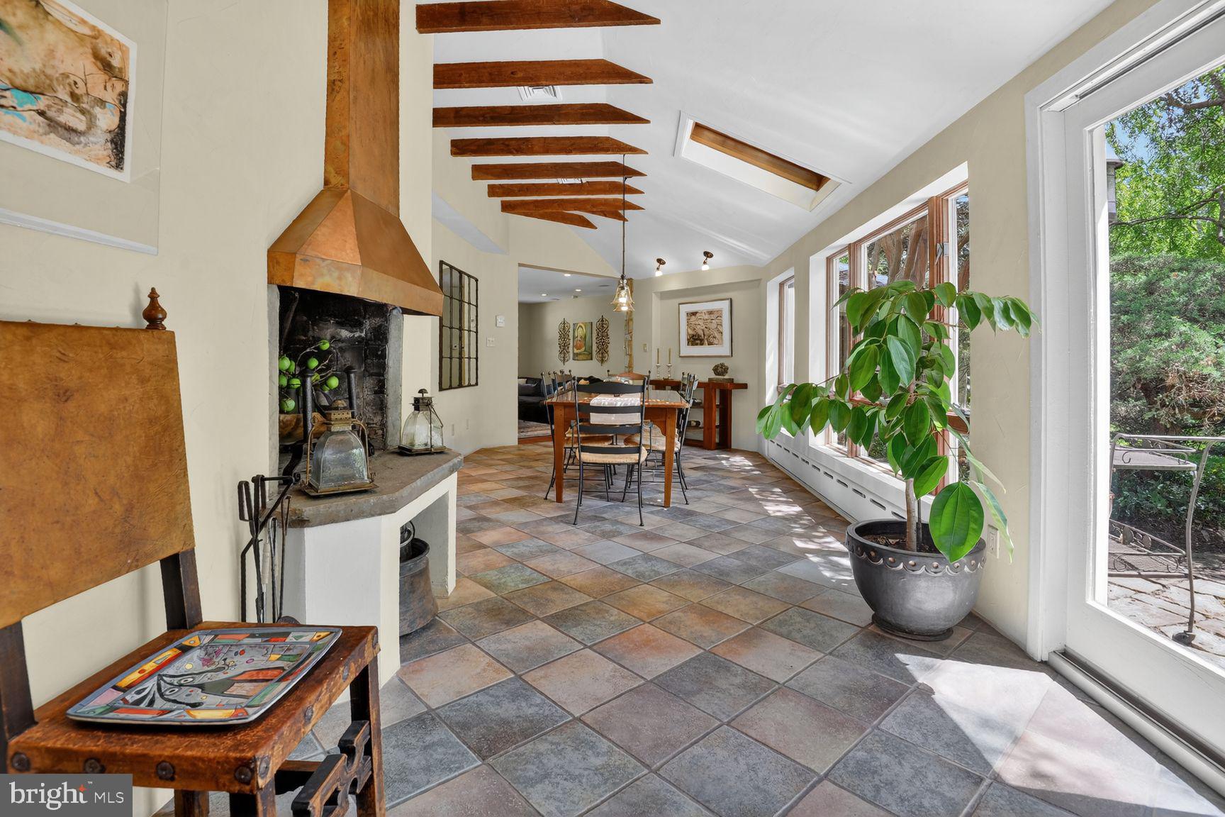 MALBROOK - Residential