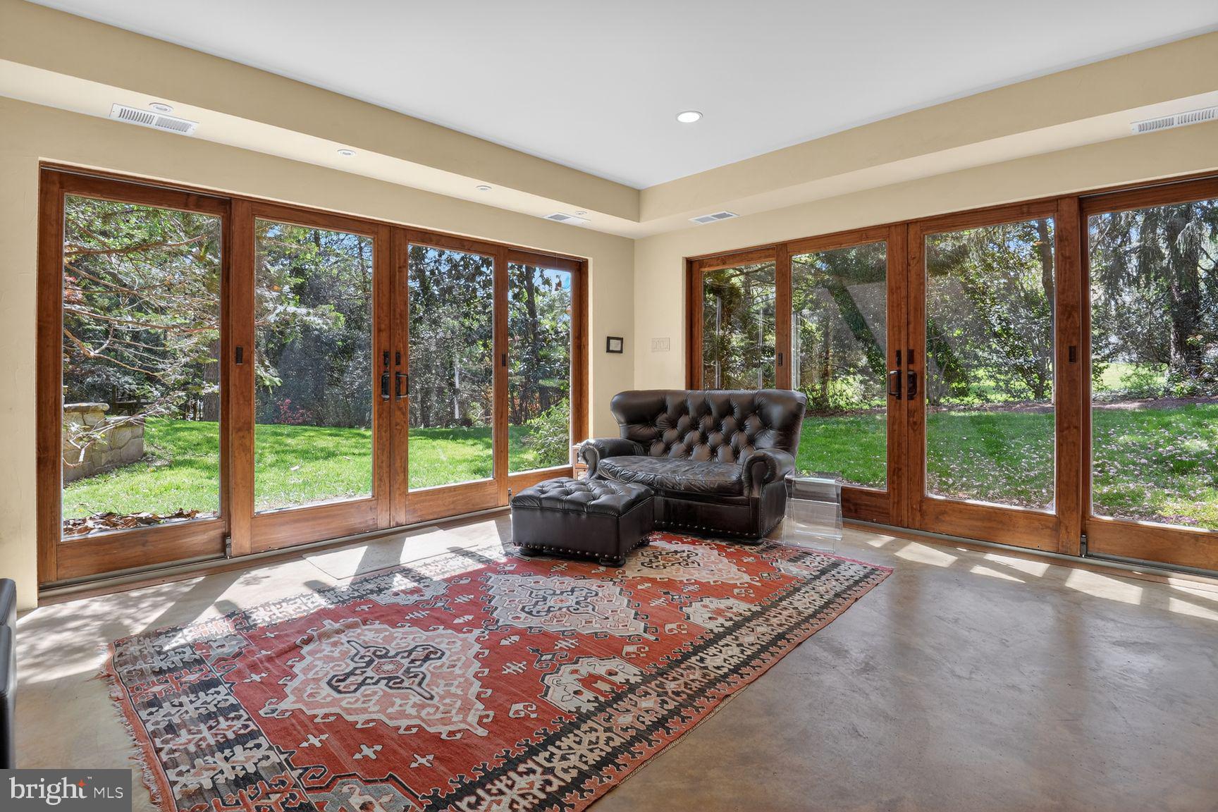 MALBROOK - Residential