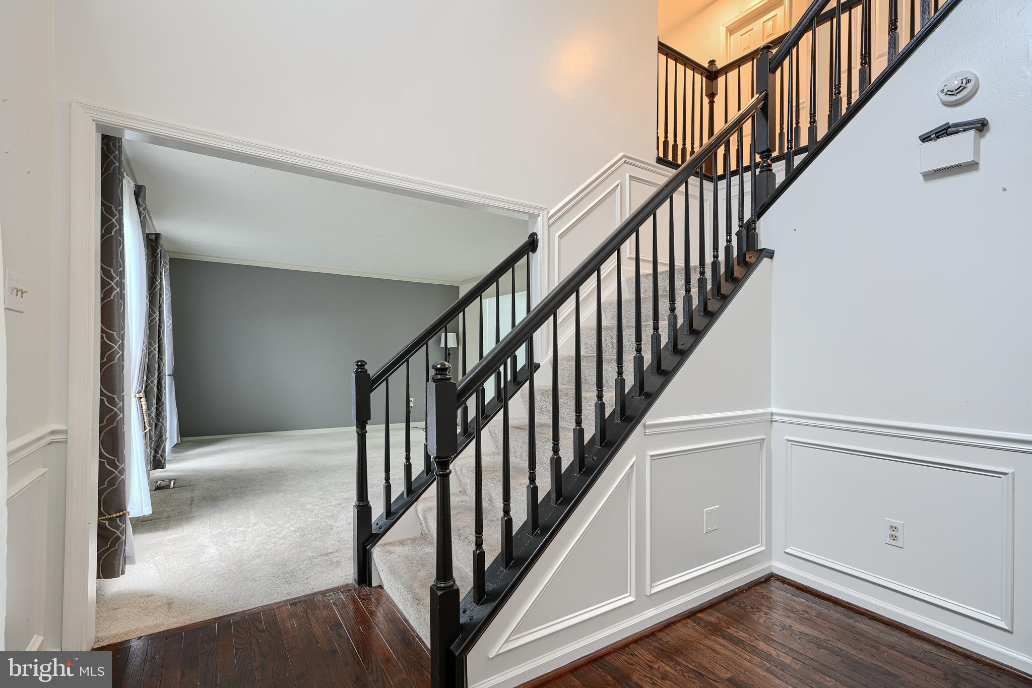 4 DISCOVERY CT