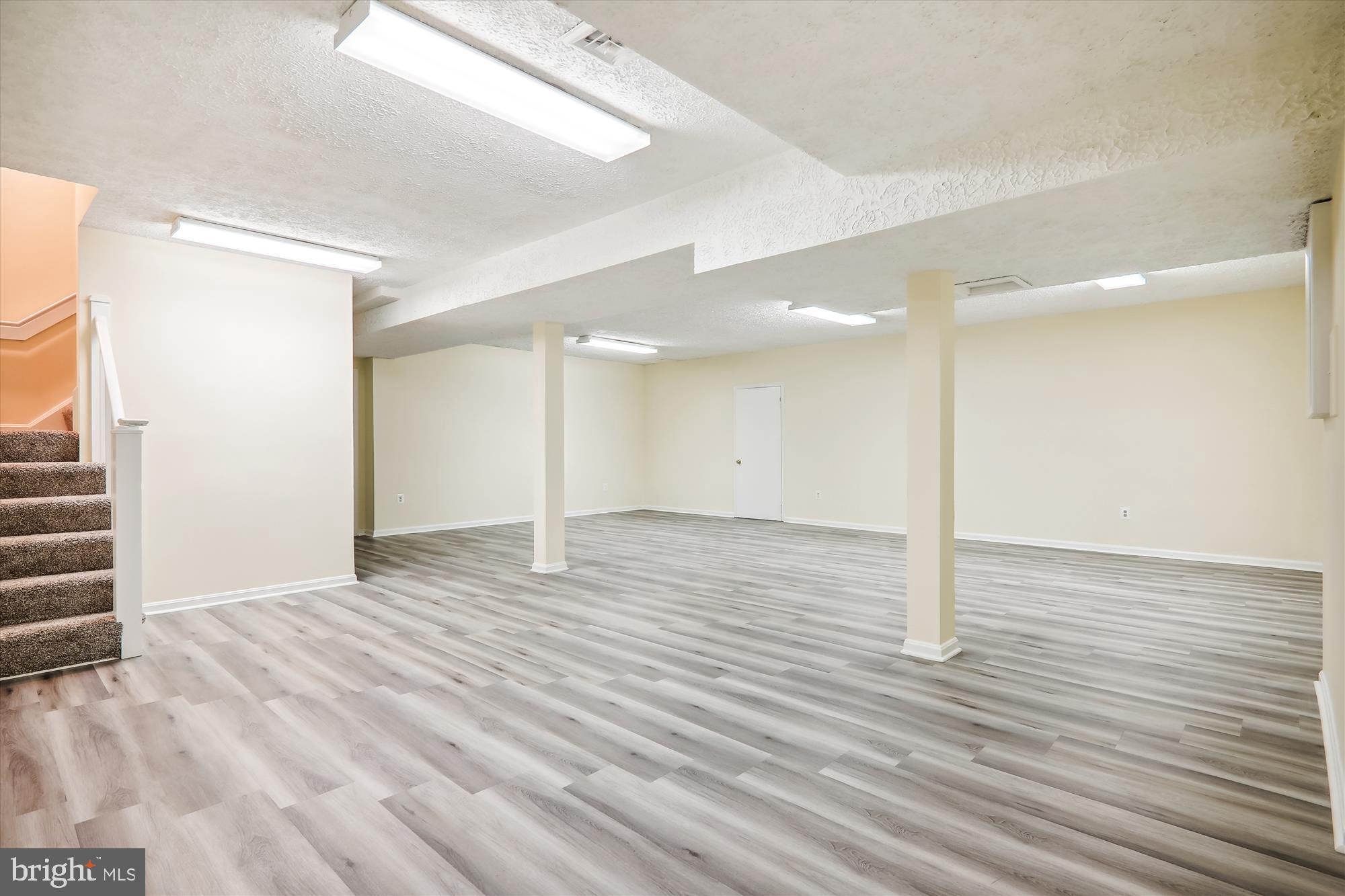 LAYHILL VILLAGE - Residential