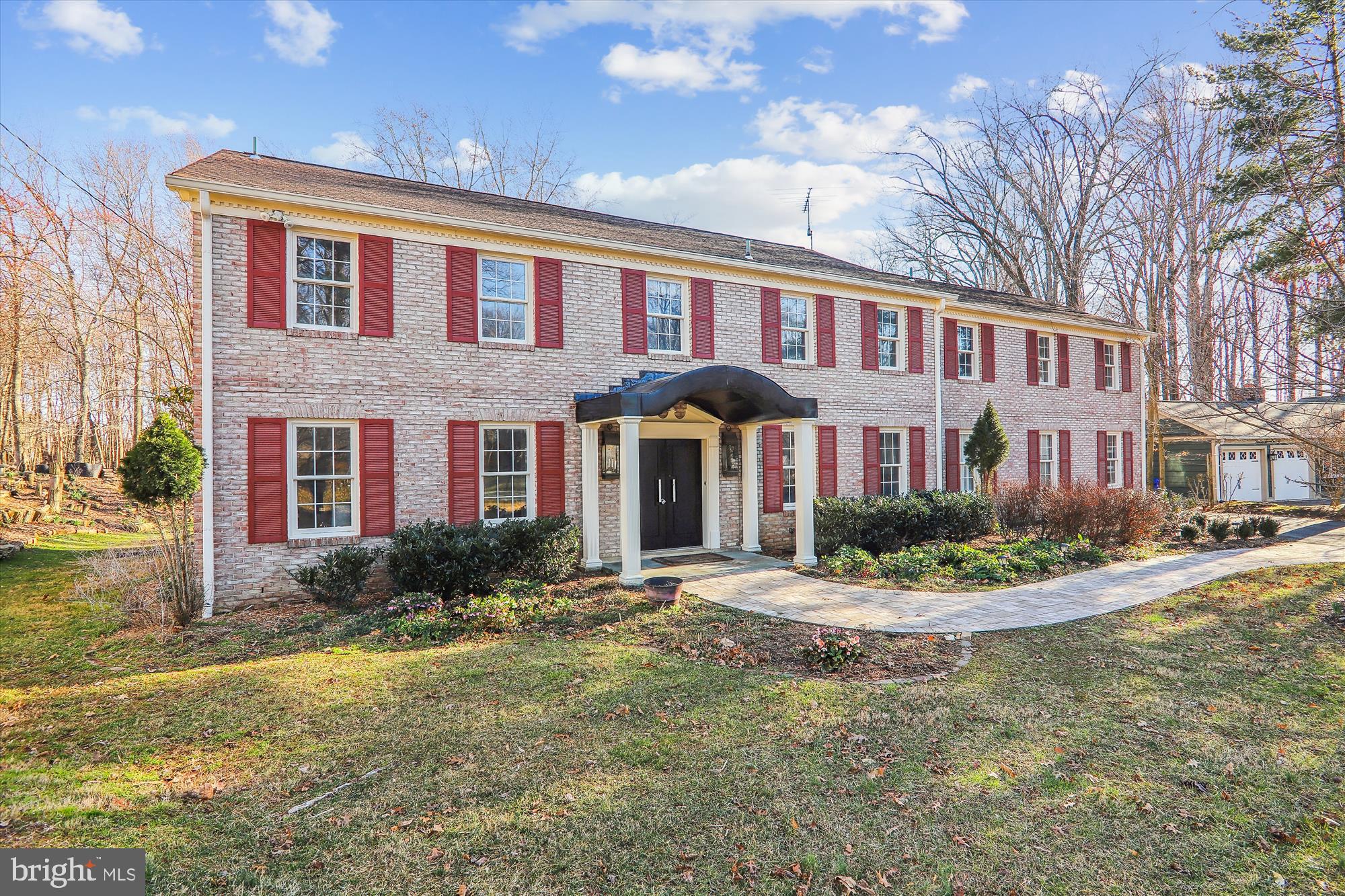 LAYHILL VILLAGE - Residential