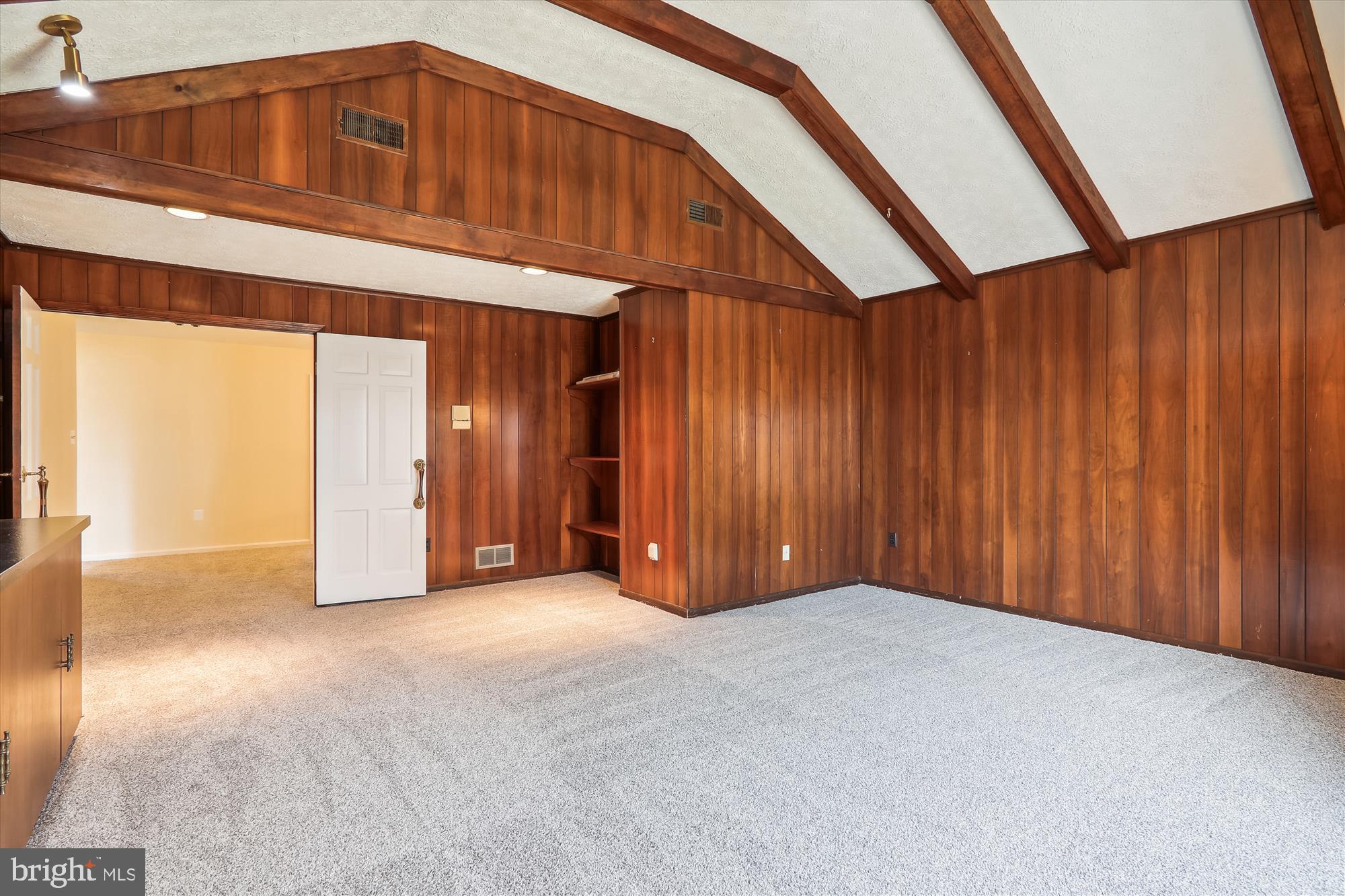 LAYHILL VILLAGE - Residential