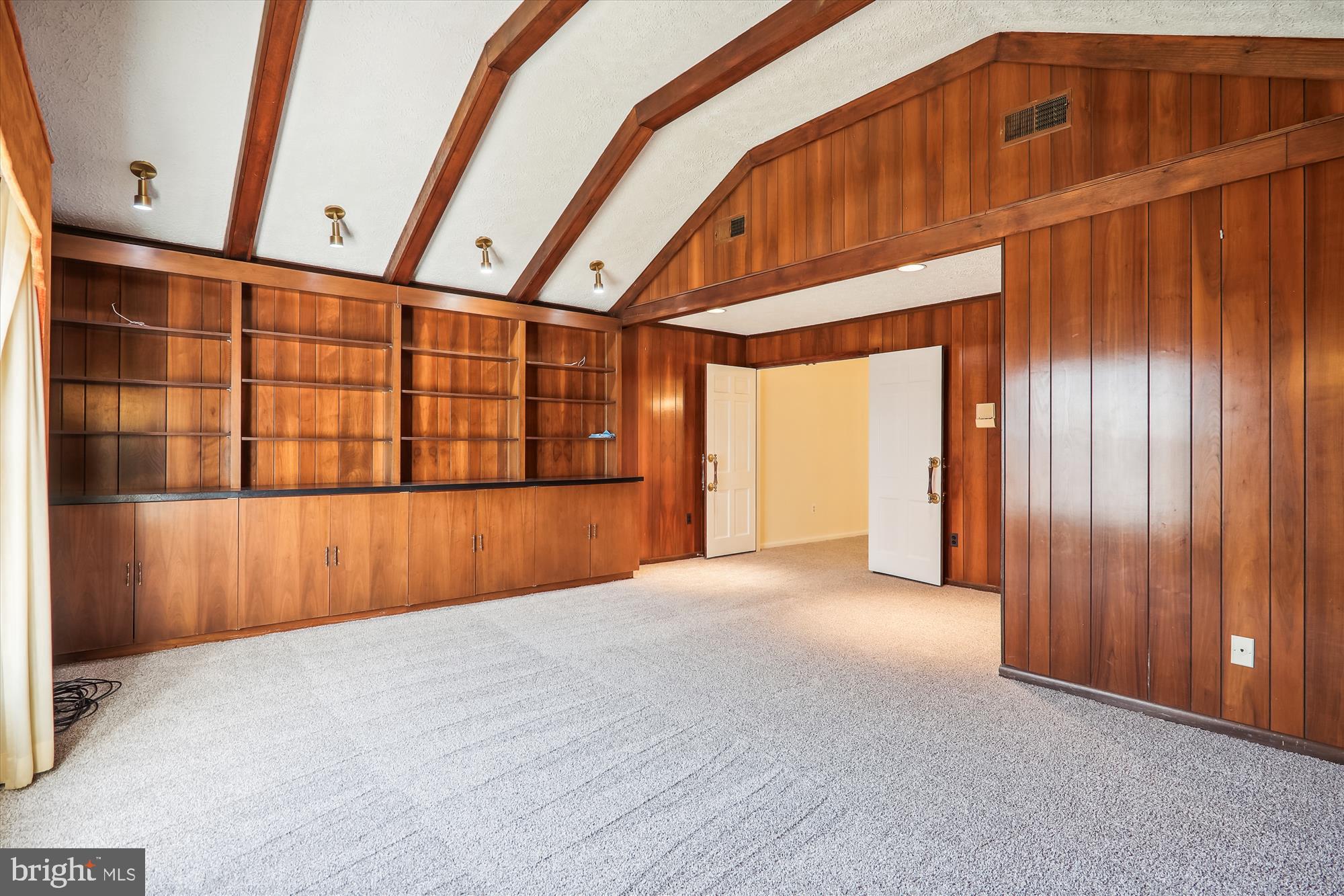 LAYHILL VILLAGE - Residential