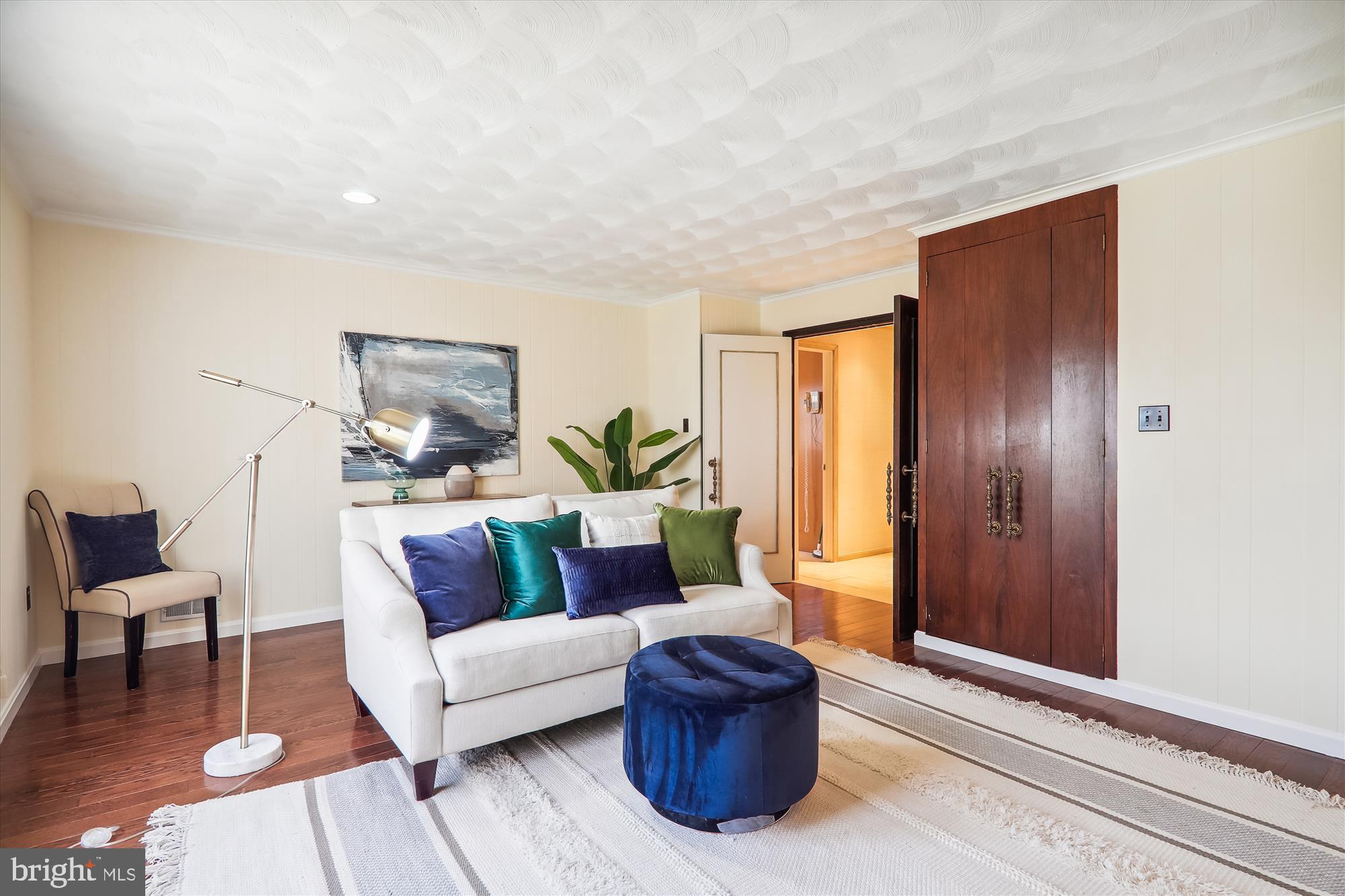 LAYHILL VILLAGE - Residential