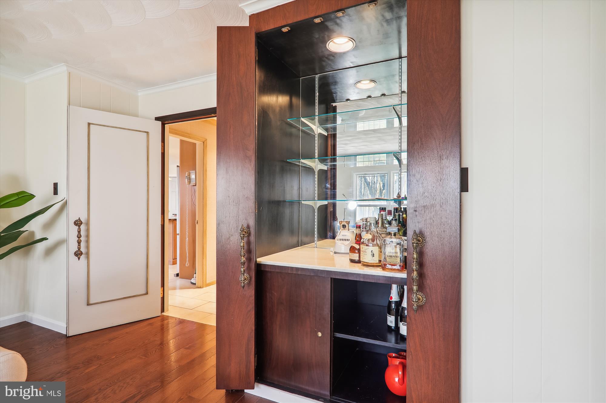 LAYHILL VILLAGE - Residential