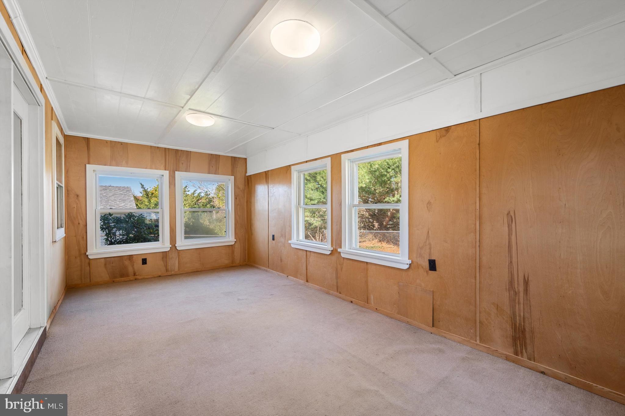 HOY ROAD LOTS - Residential