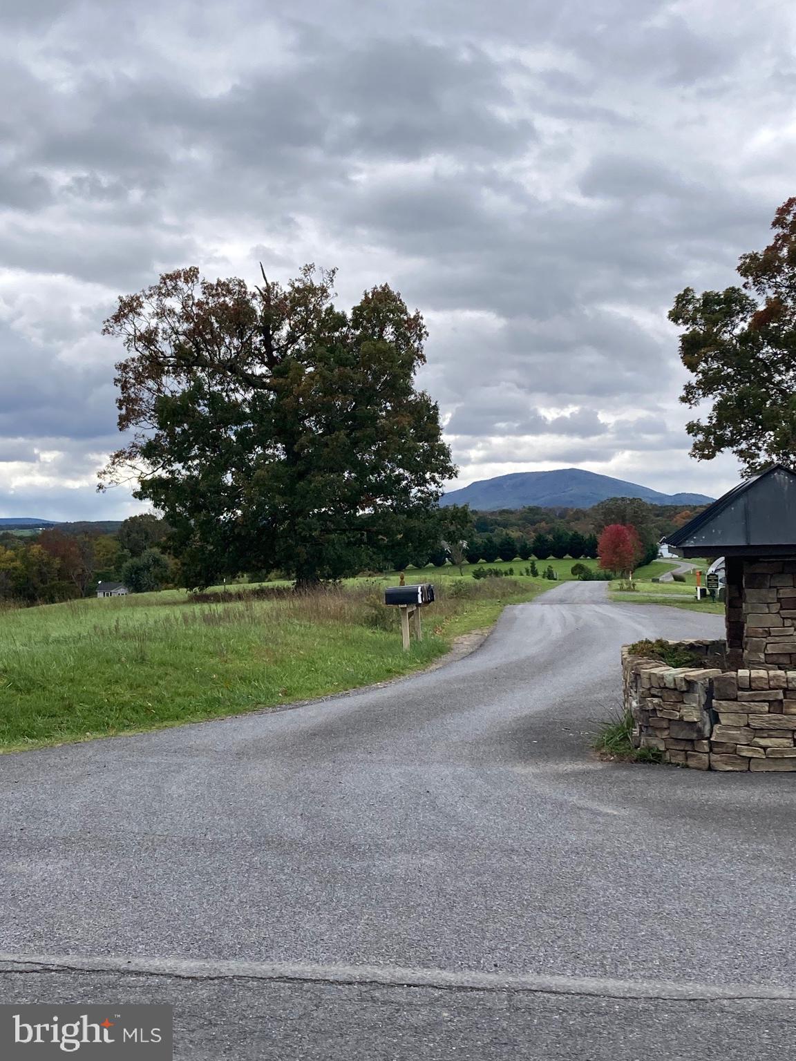 HOY ROAD LOTS - Residential