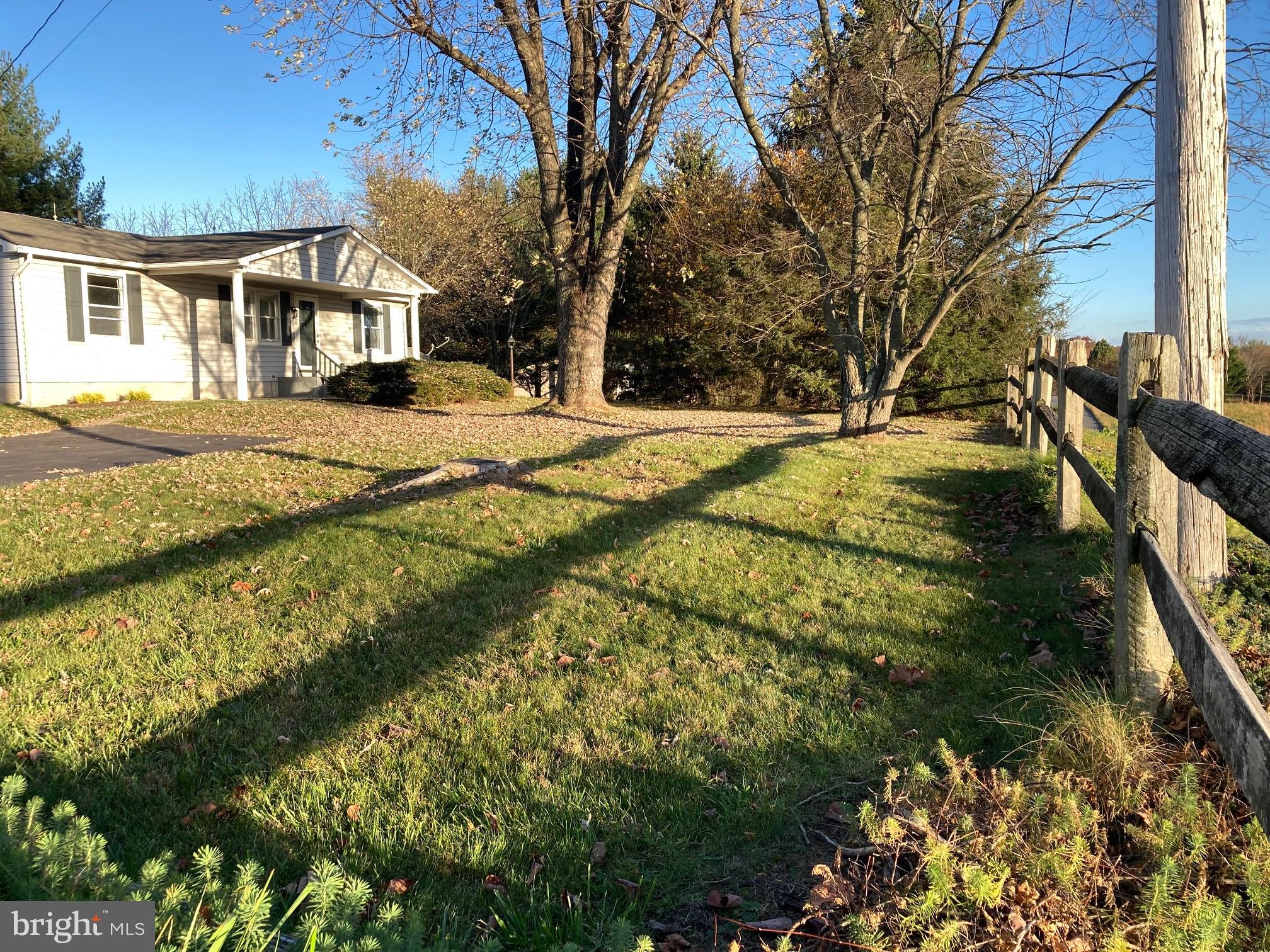 HOY ROAD LOTS - Residential