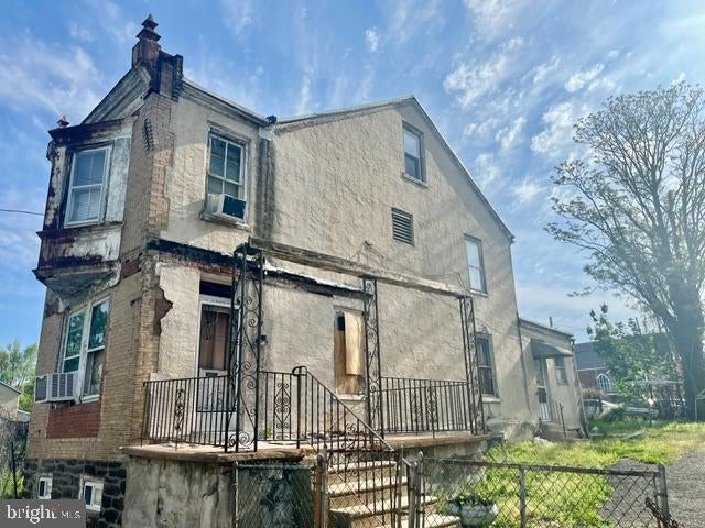 6115 N NORWOOD STREET