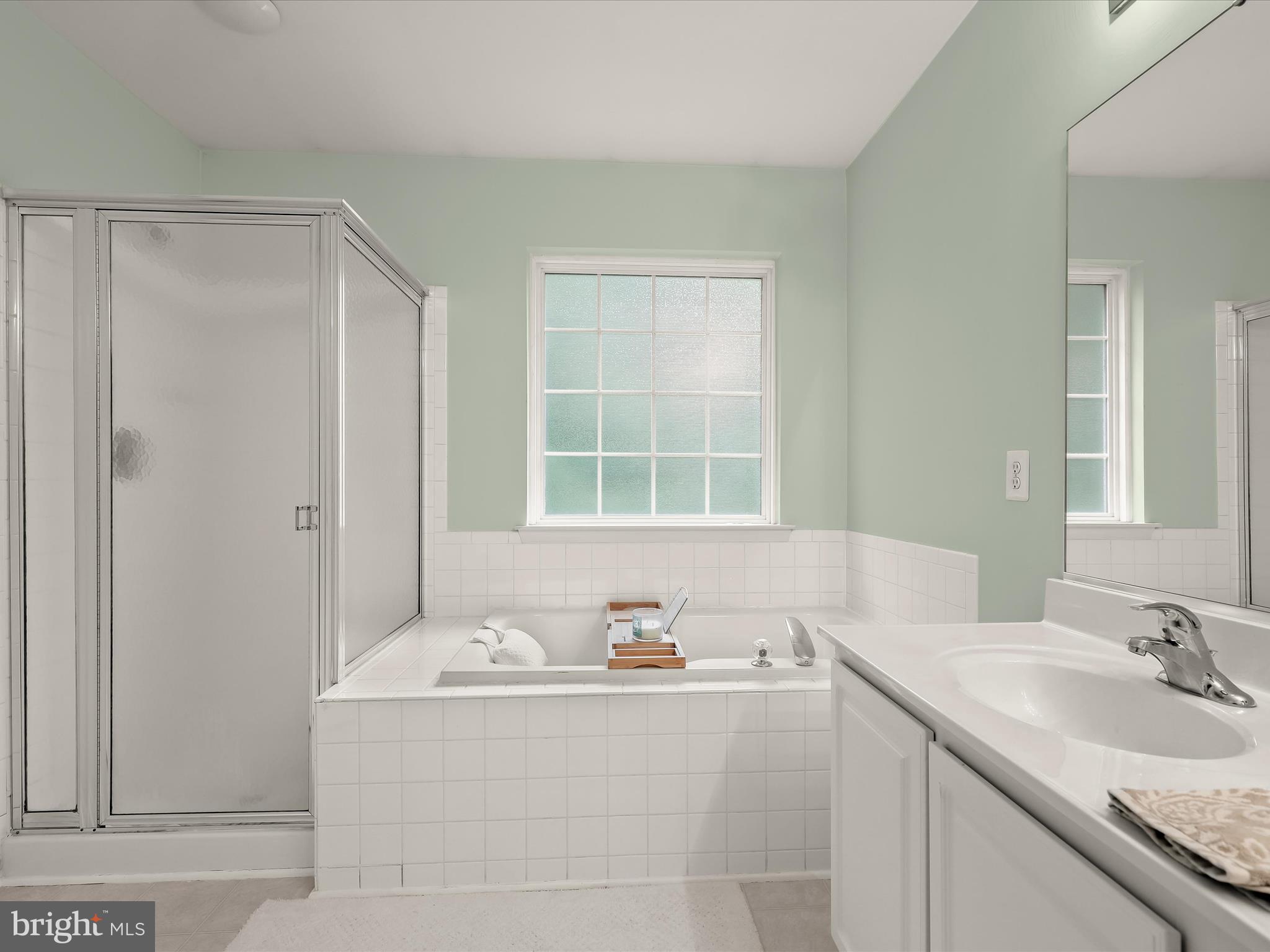 APPLEGATE NORTH - Residential