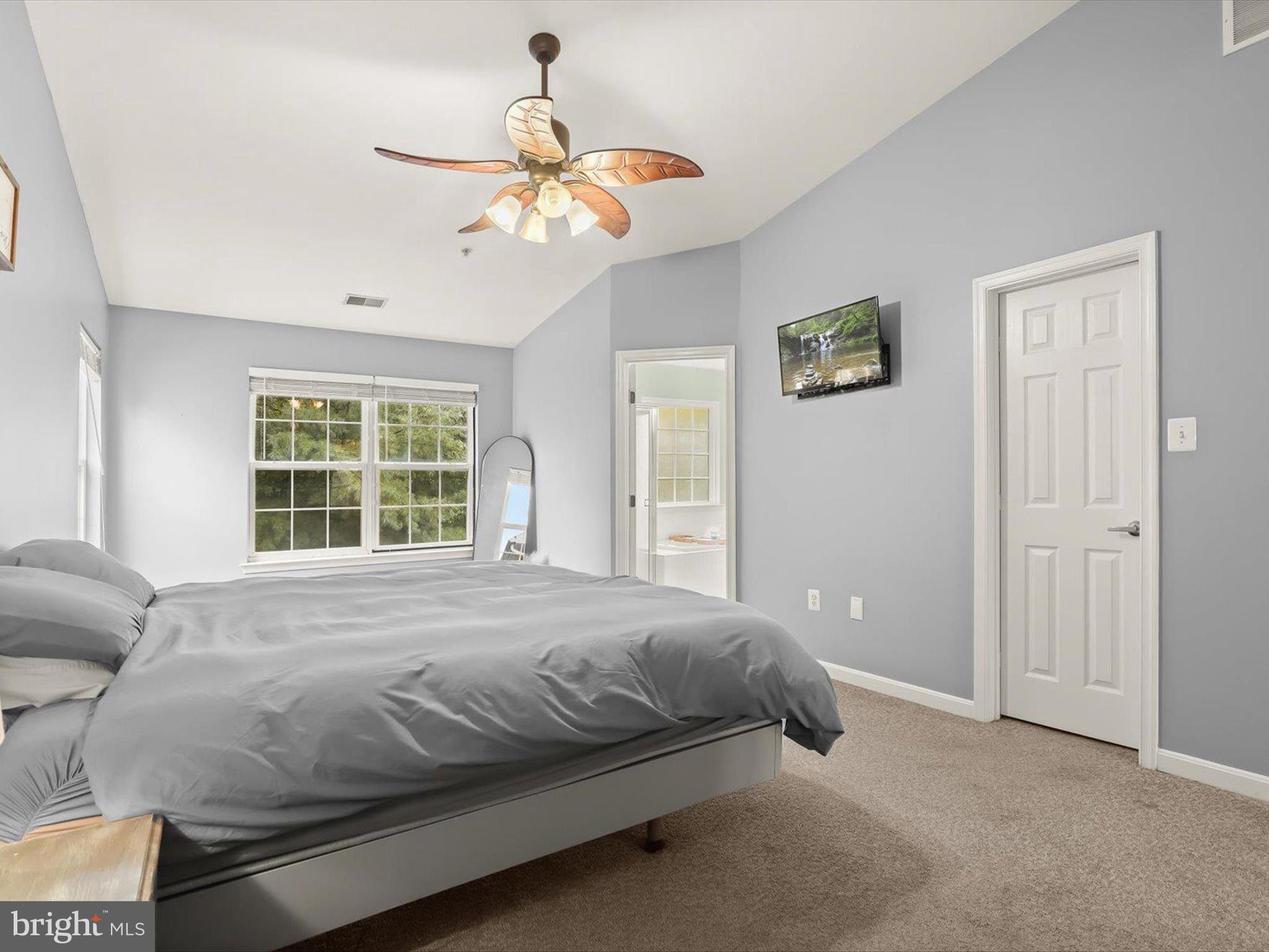 APPLEGATE NORTH - Residential