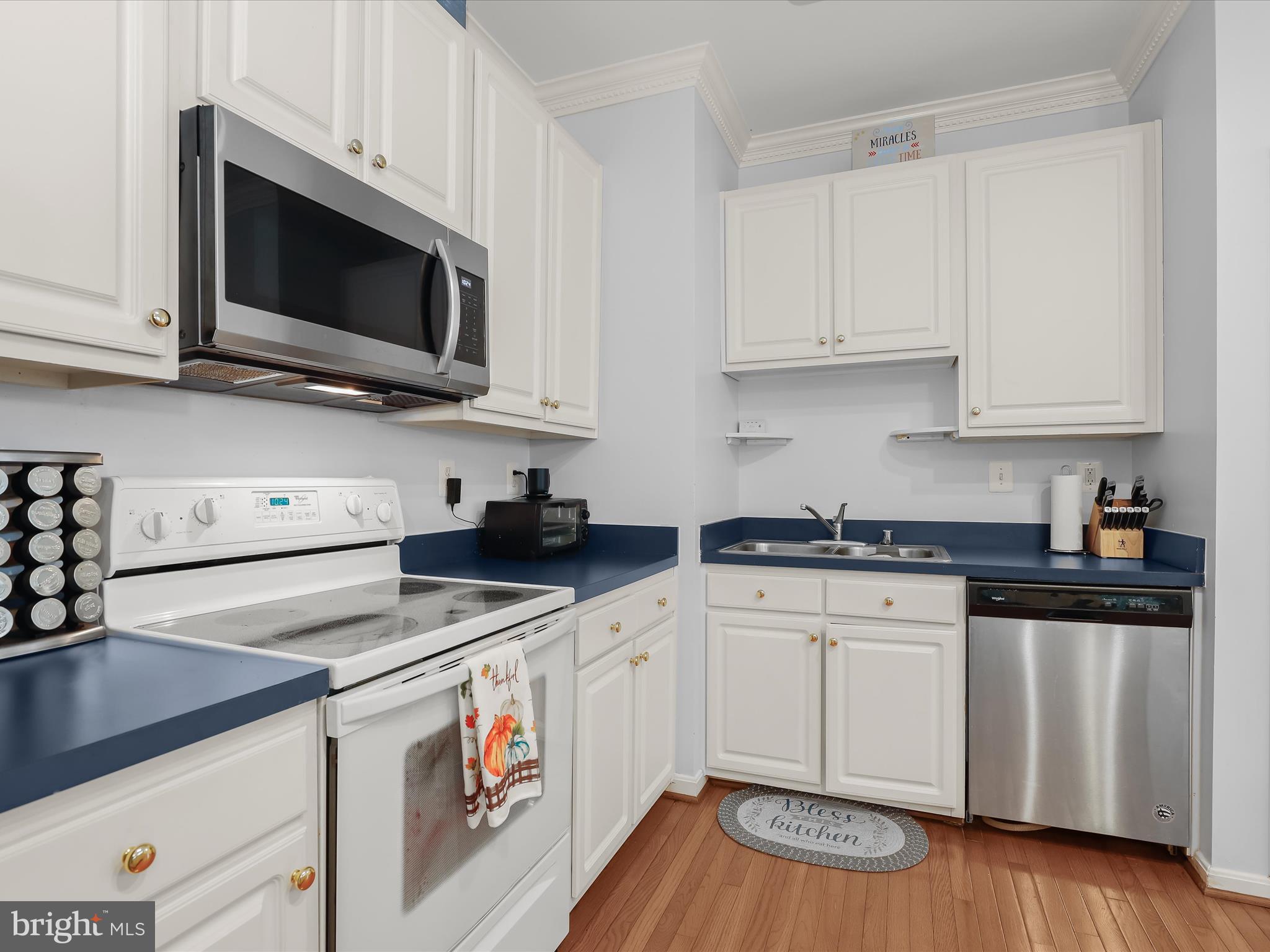 APPLEGATE NORTH - Residential