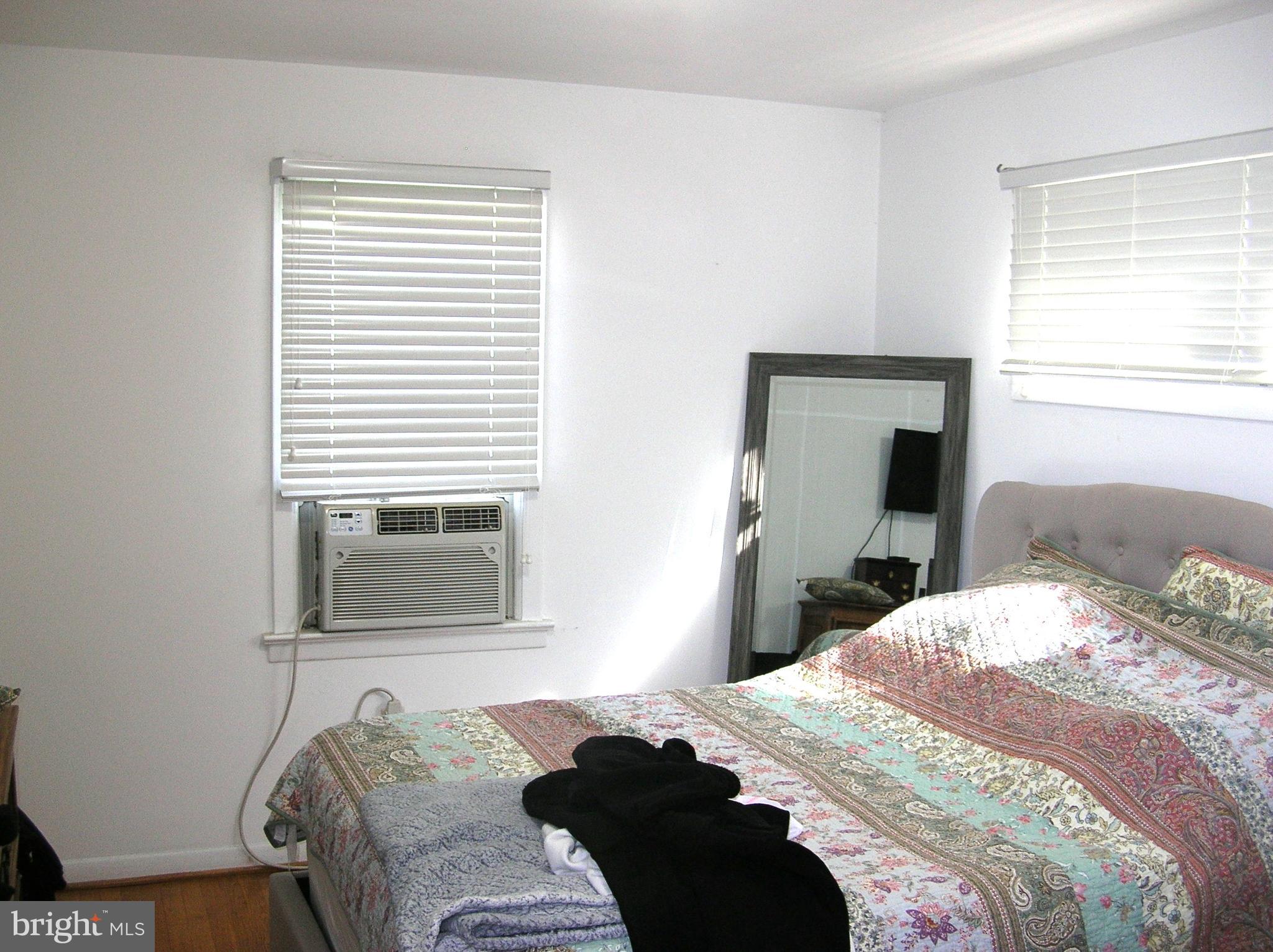 NORTH END - Residential Lease