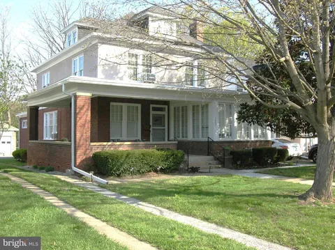 1021 Potomac Avenue Unit 1ST FLOOR, Hagerstown, MD MLS: MDWA2028234