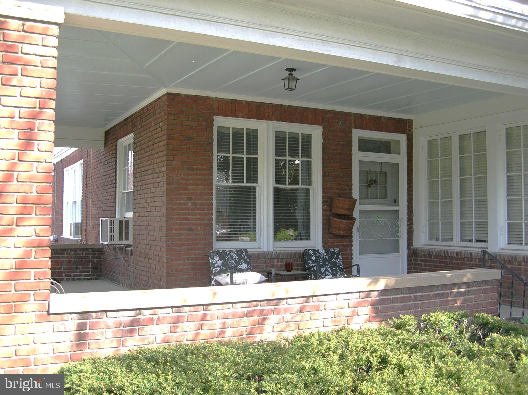 NORTH END - Residential Lease