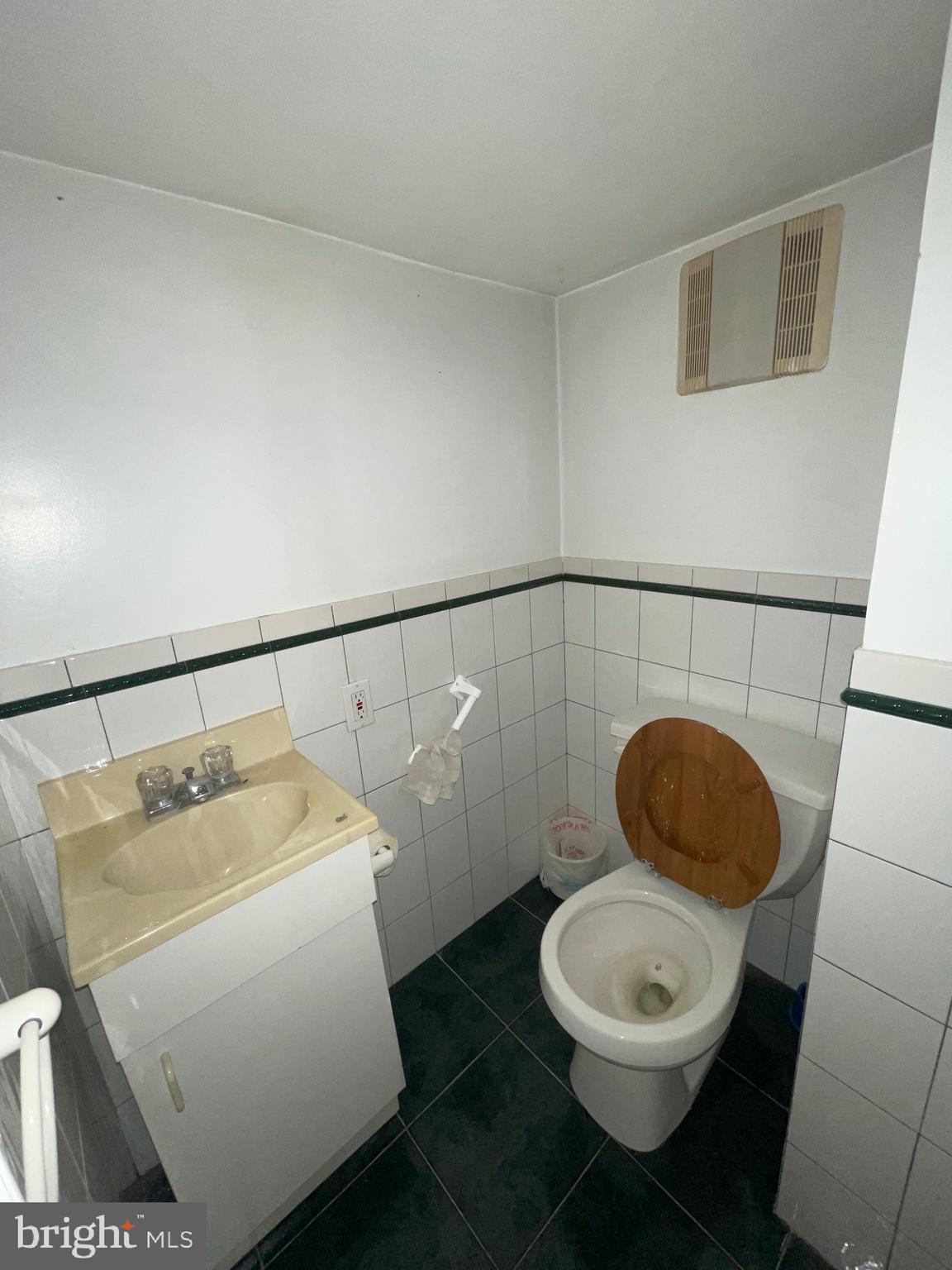 PHILADELPHIA (SOUTH) - Residential