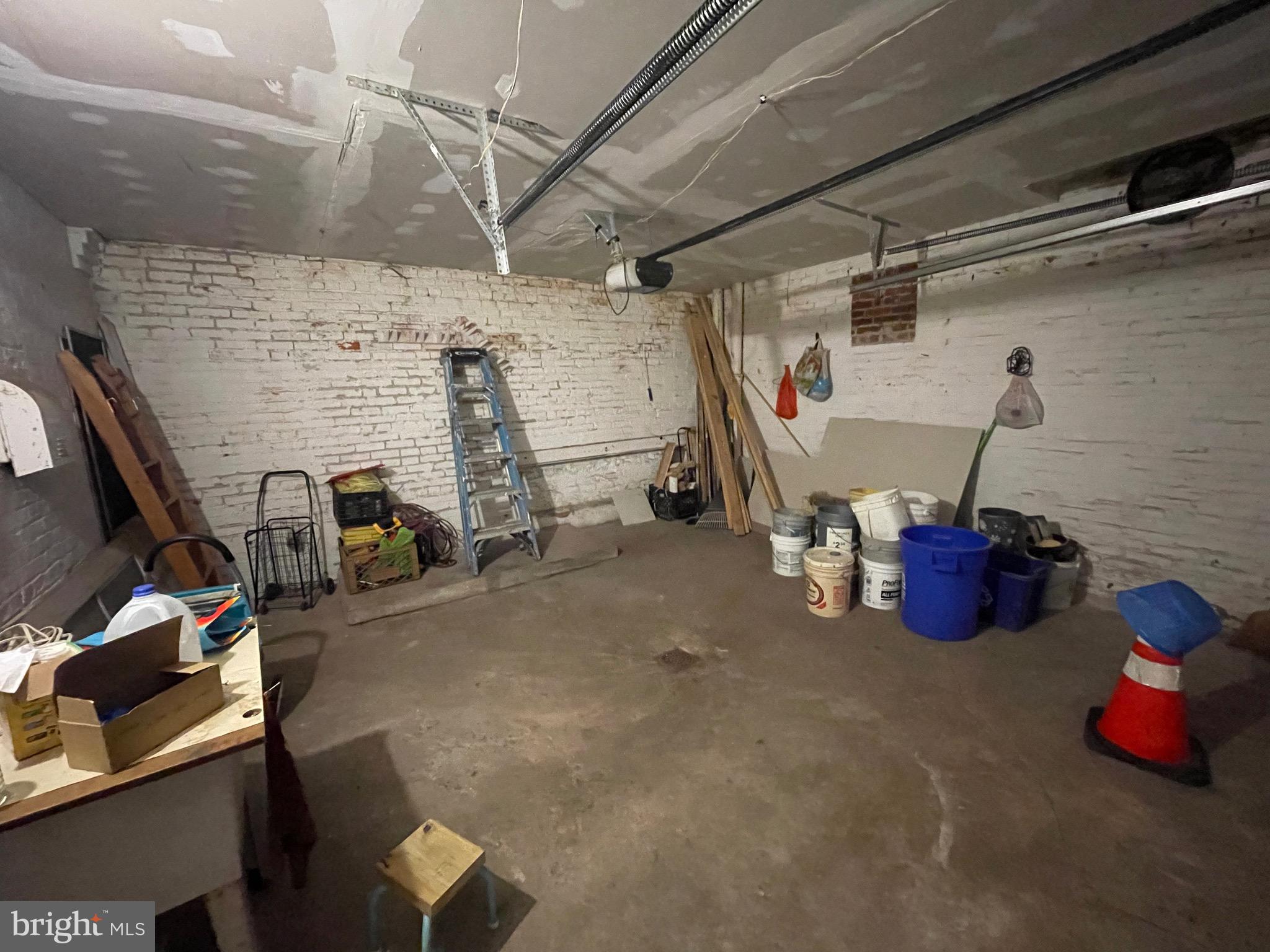 PHILADELPHIA (SOUTH) - Residential