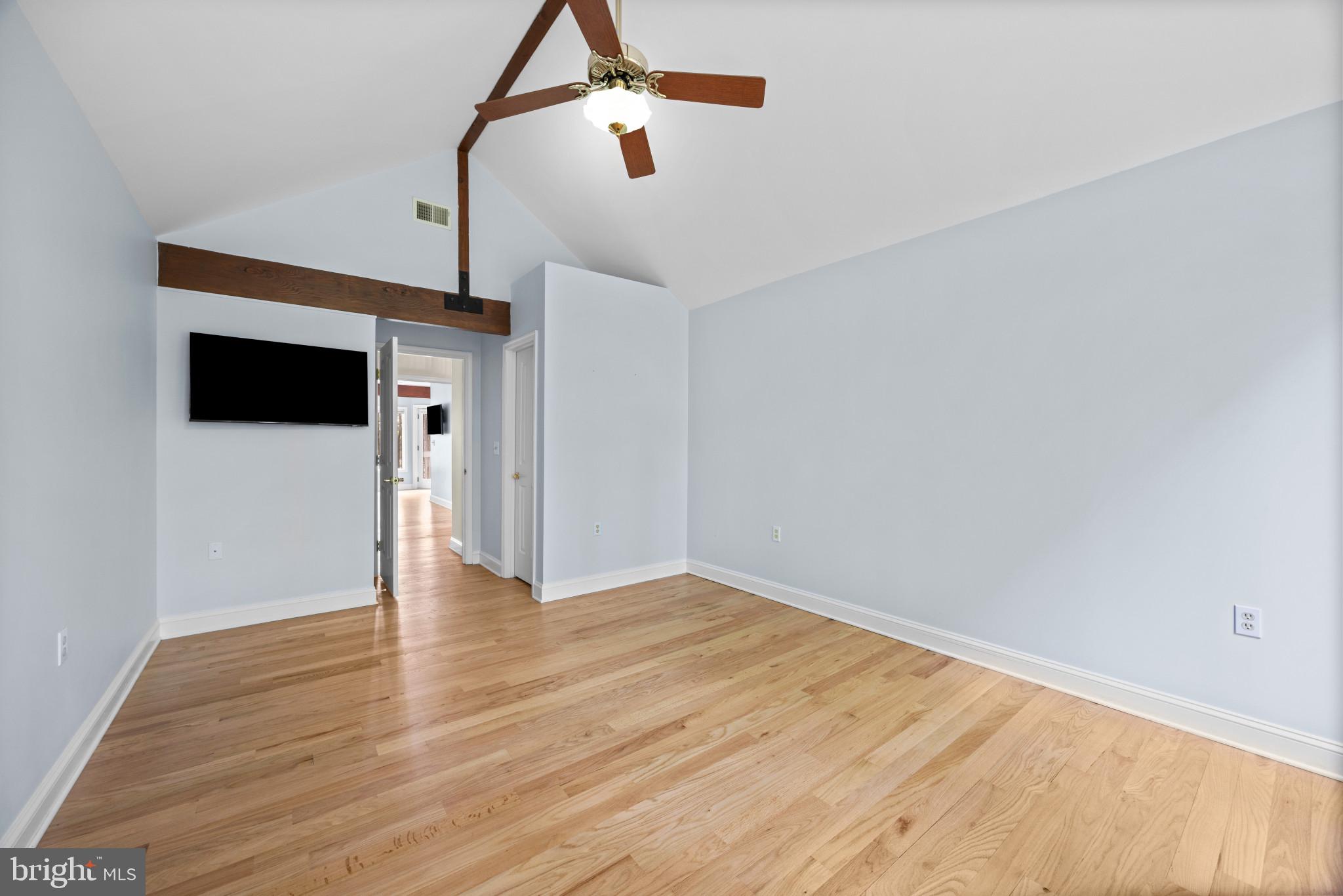 COVE CREEK CLUB - Residential
