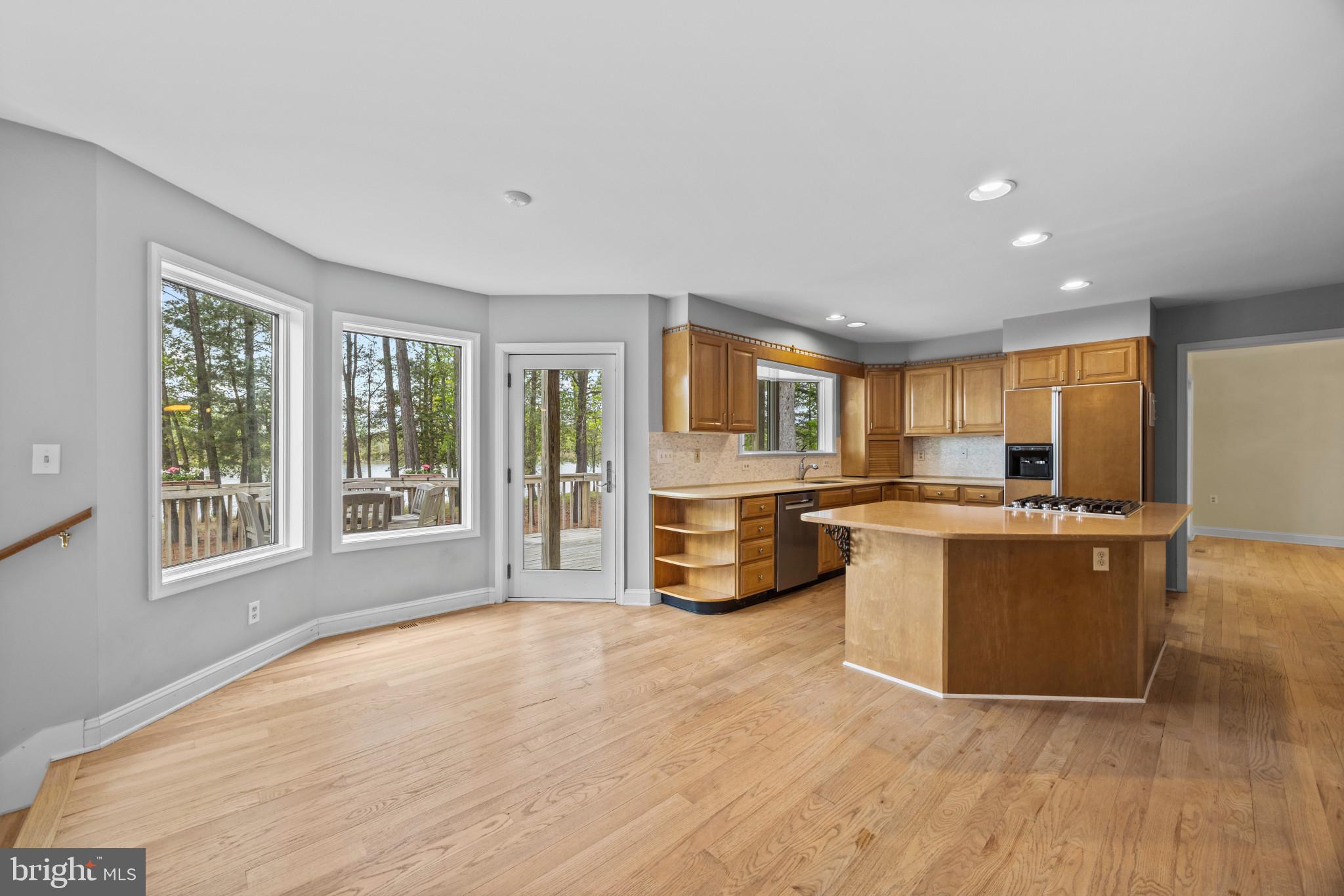 COVE CREEK CLUB - Residential