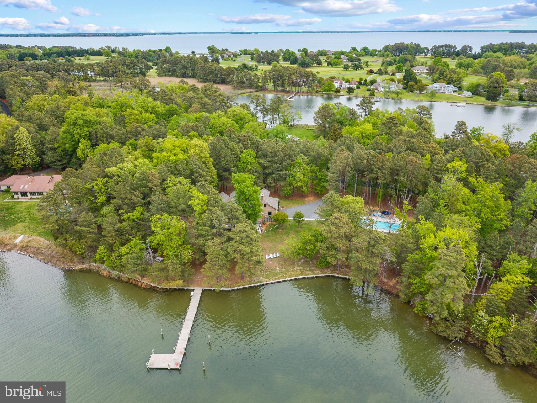COVE CREEK CLUB - Residential