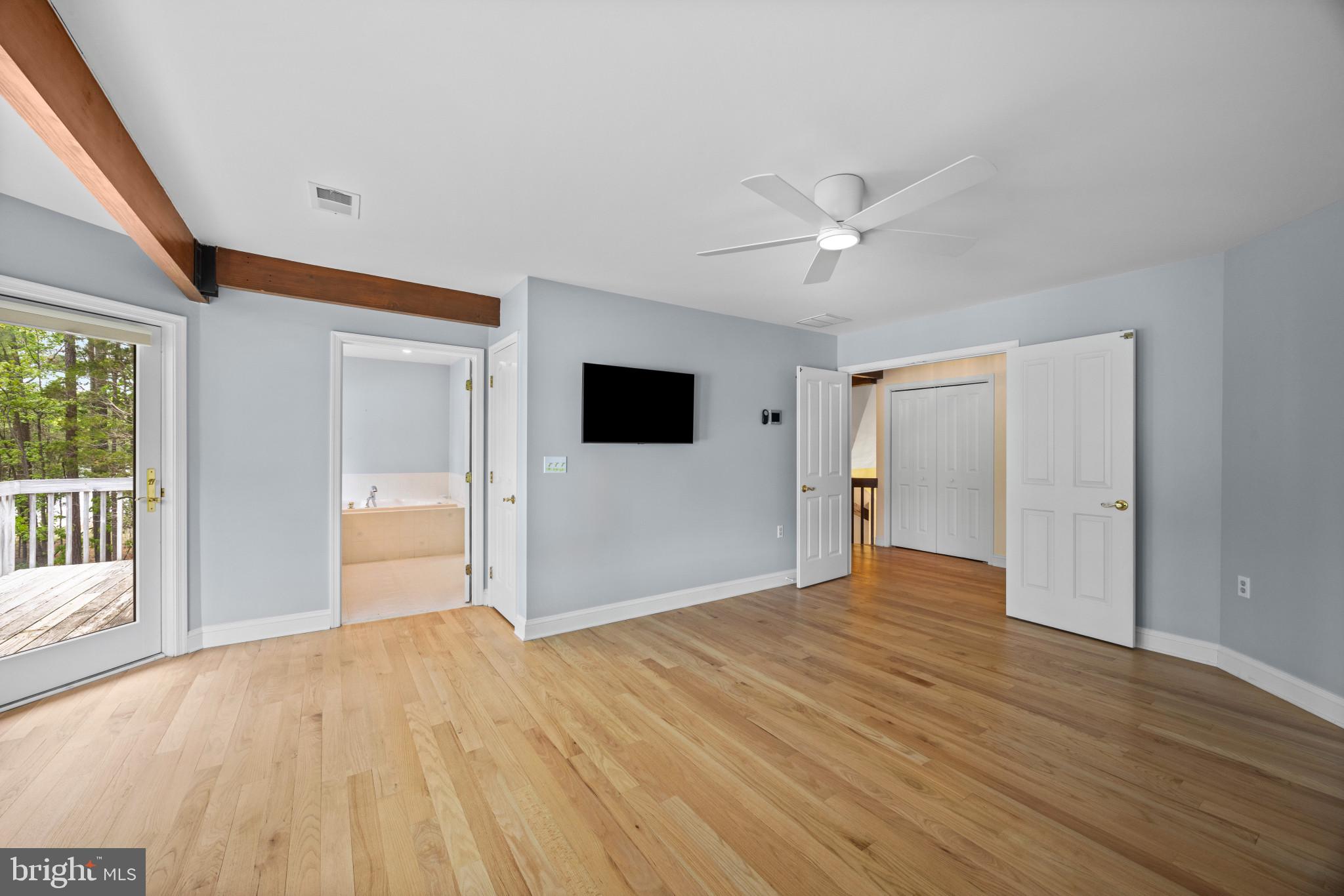 COVE CREEK CLUB - Residential