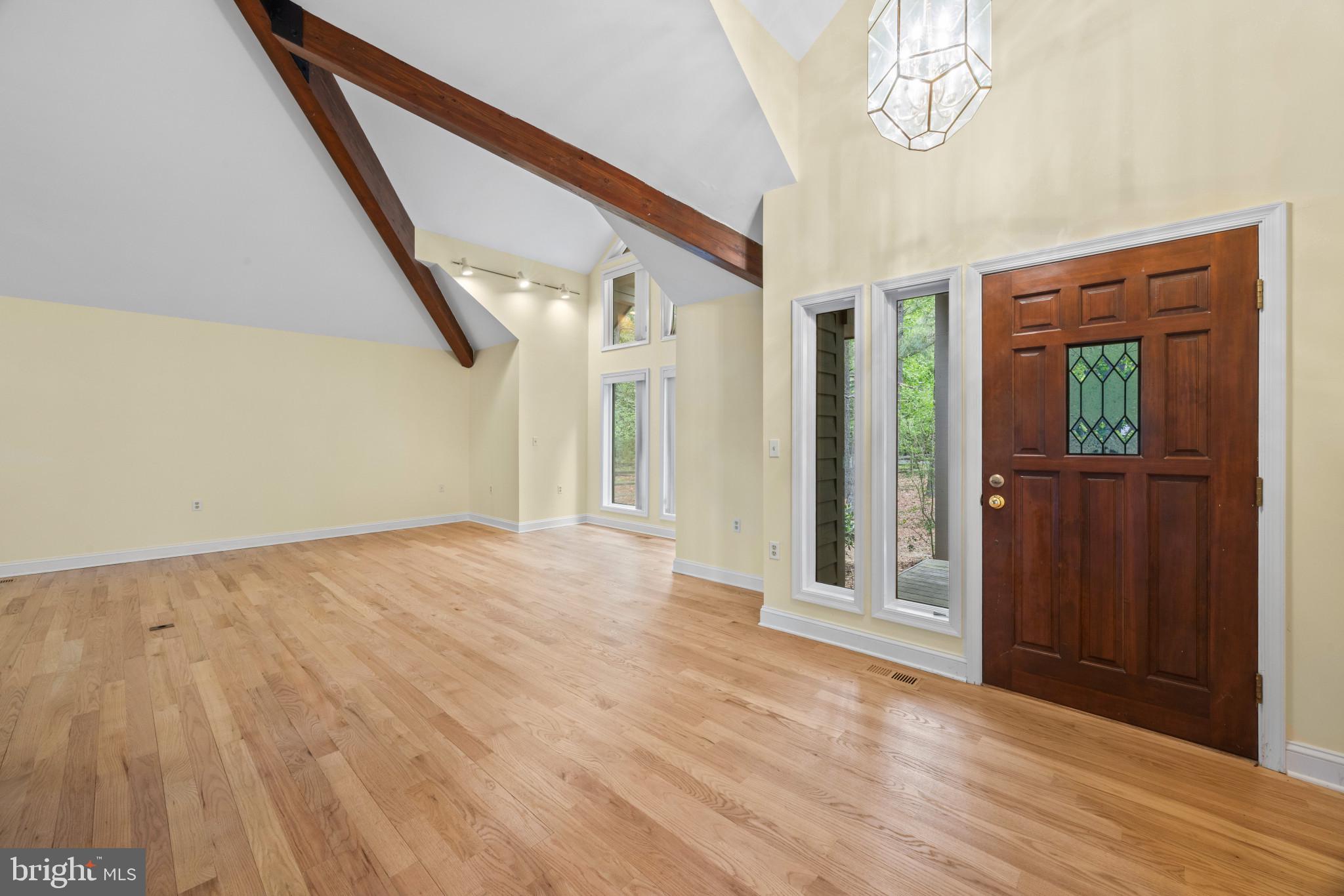 COVE CREEK CLUB - Residential