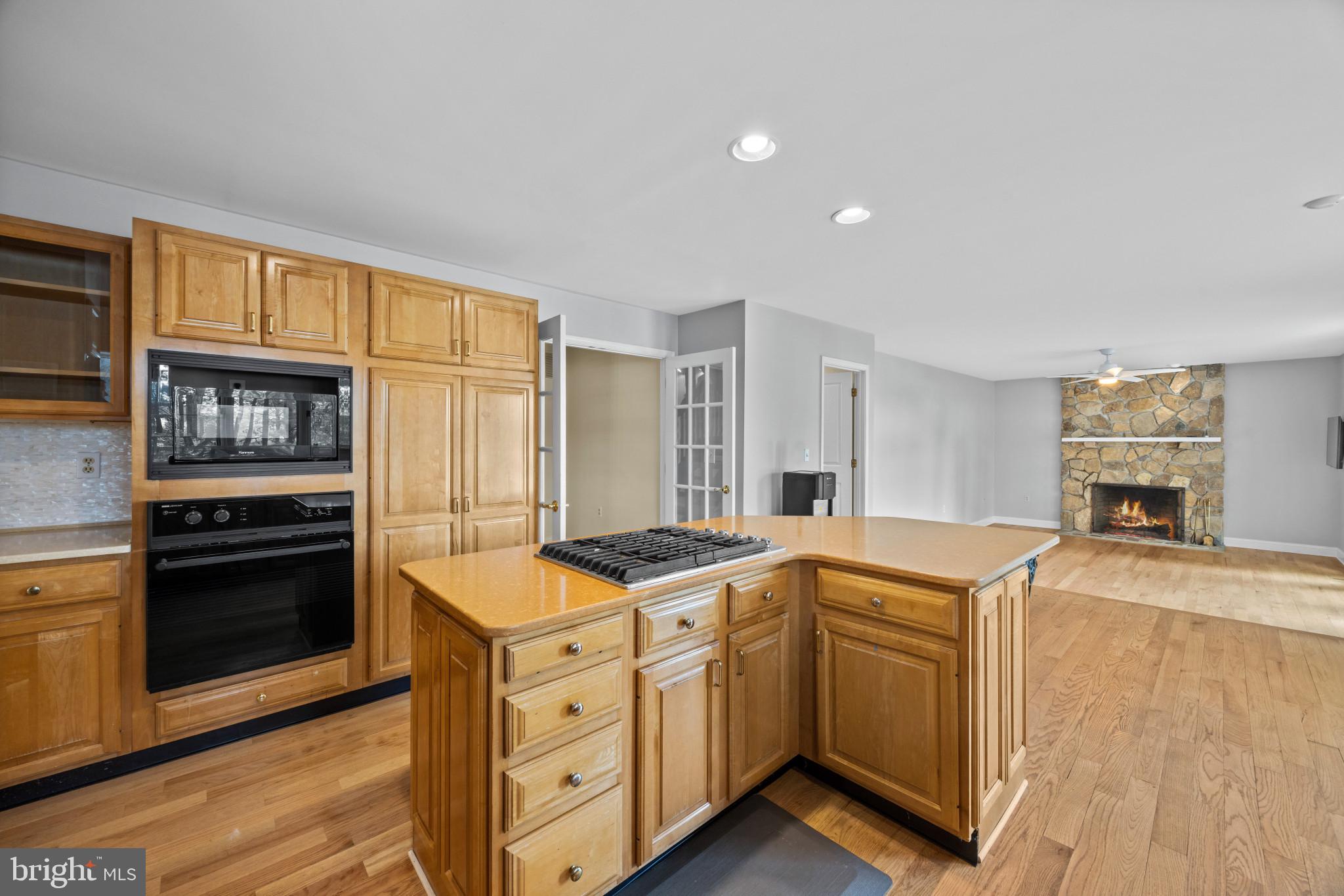 COVE CREEK CLUB - Residential