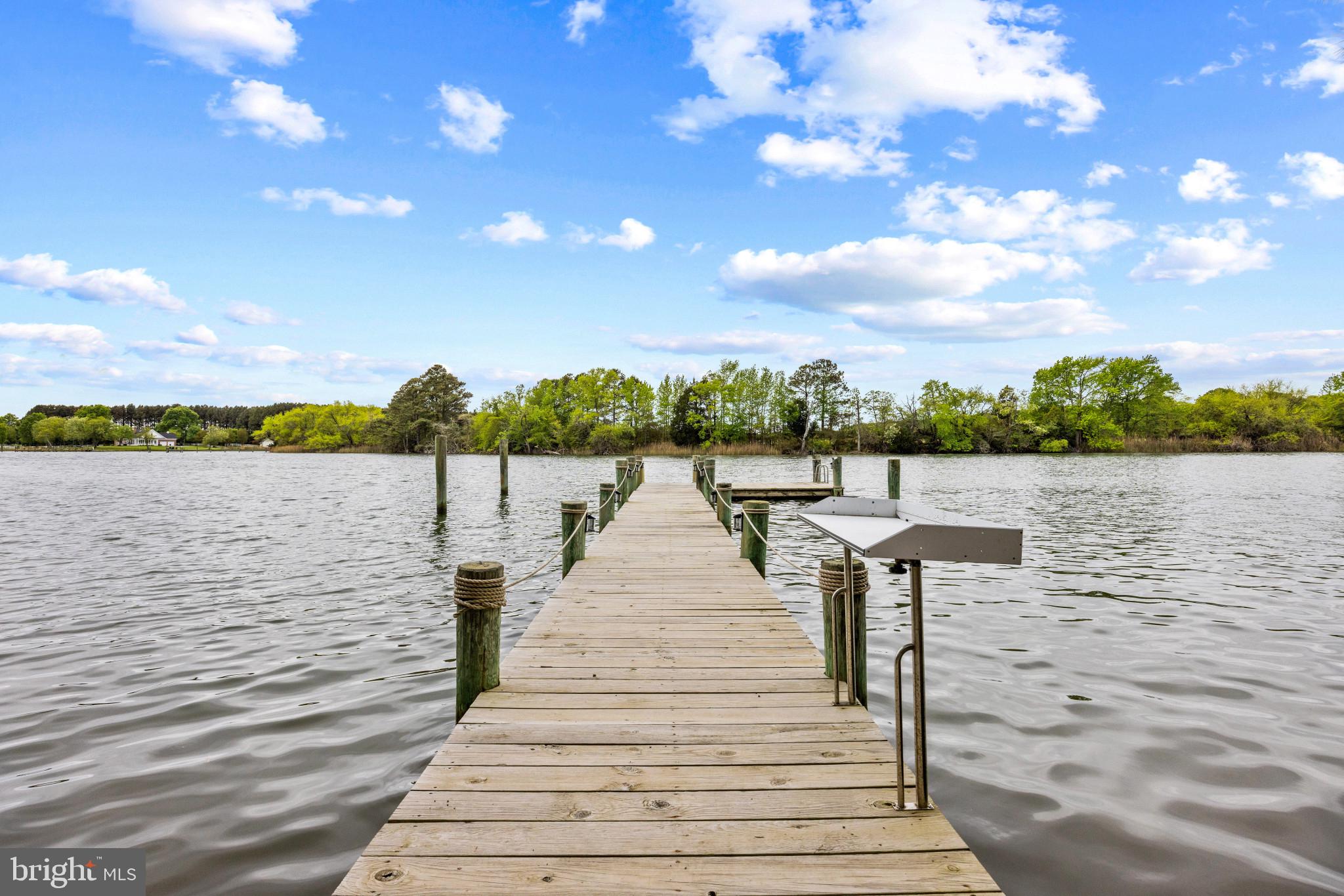 COVE CREEK CLUB - Residential