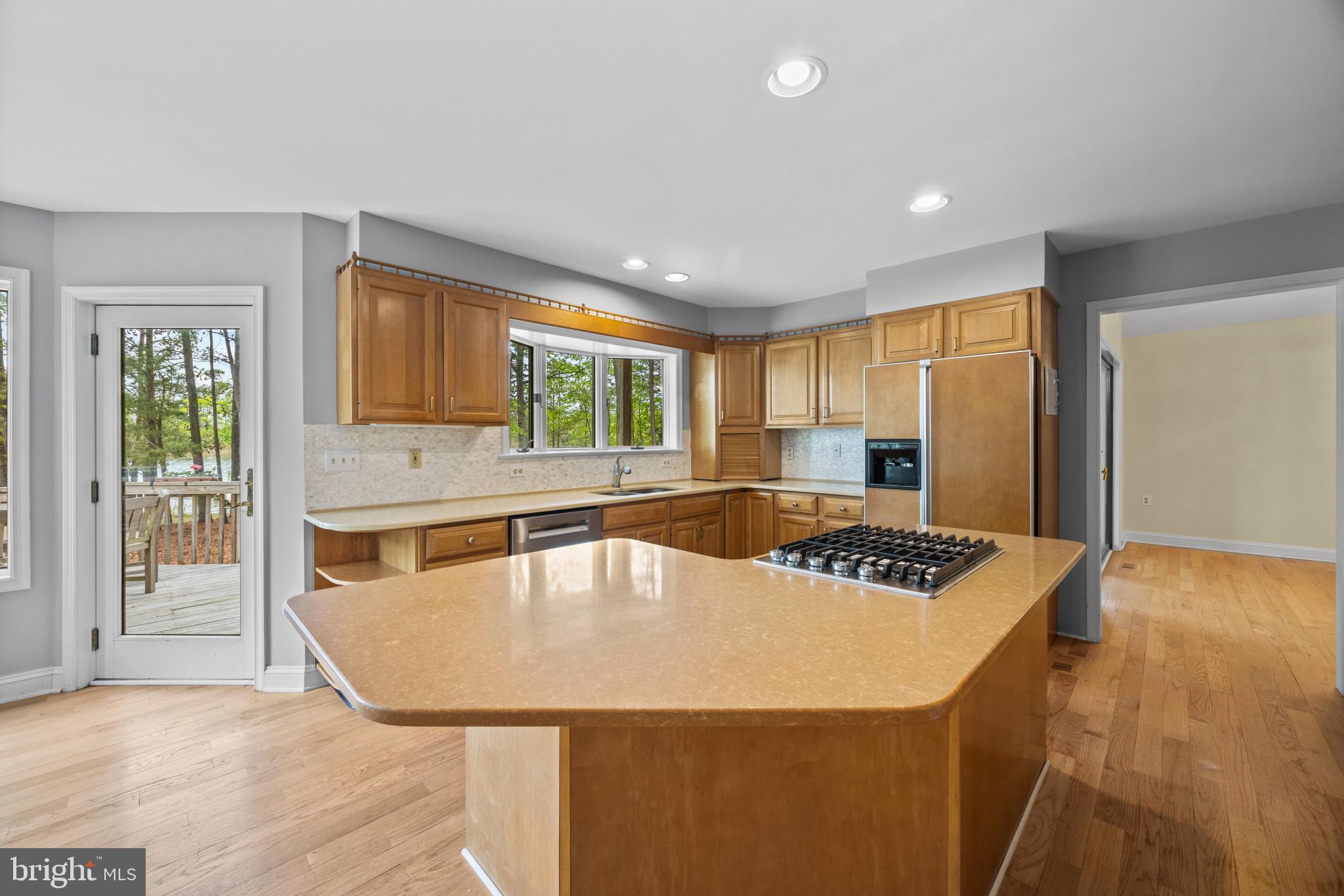 COVE CREEK CLUB - Residential