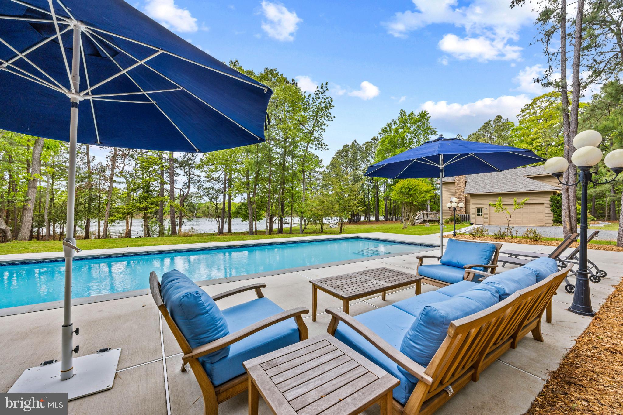 COVE CREEK CLUB - Residential