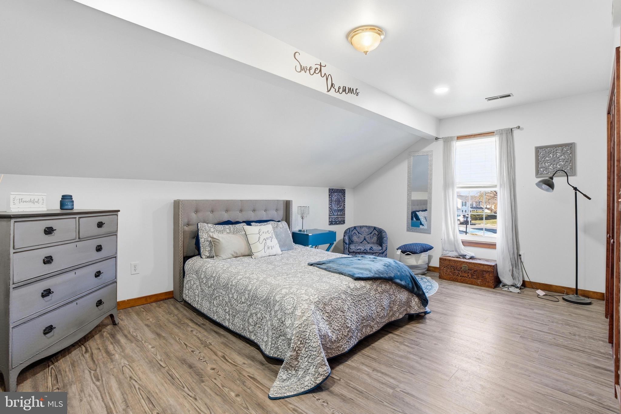 SPRINGBROOK - Residential